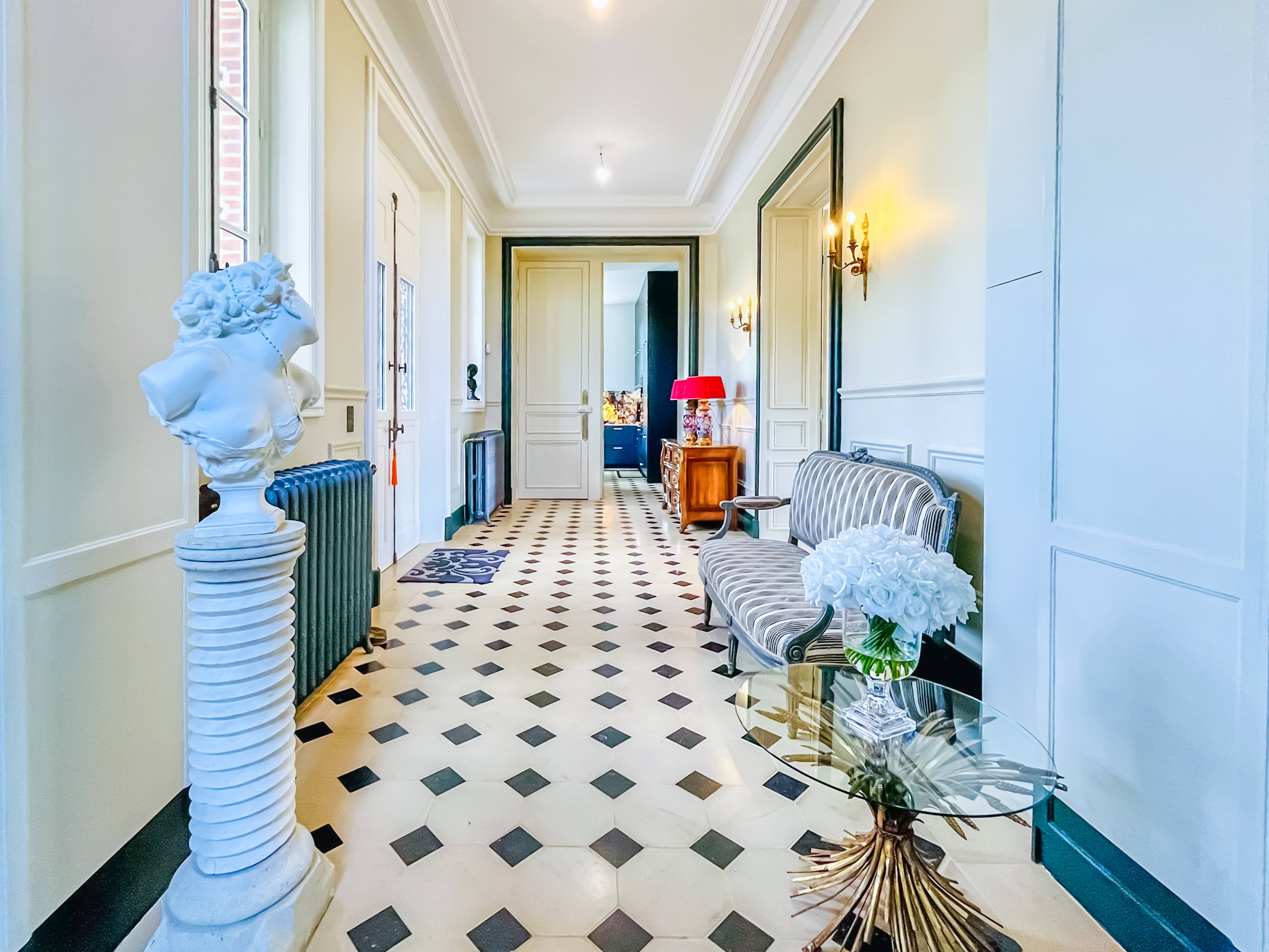 Propriété en France à vendre à Pont-l'Évêque, Calvados - &#8364;5 420 000 - photo 