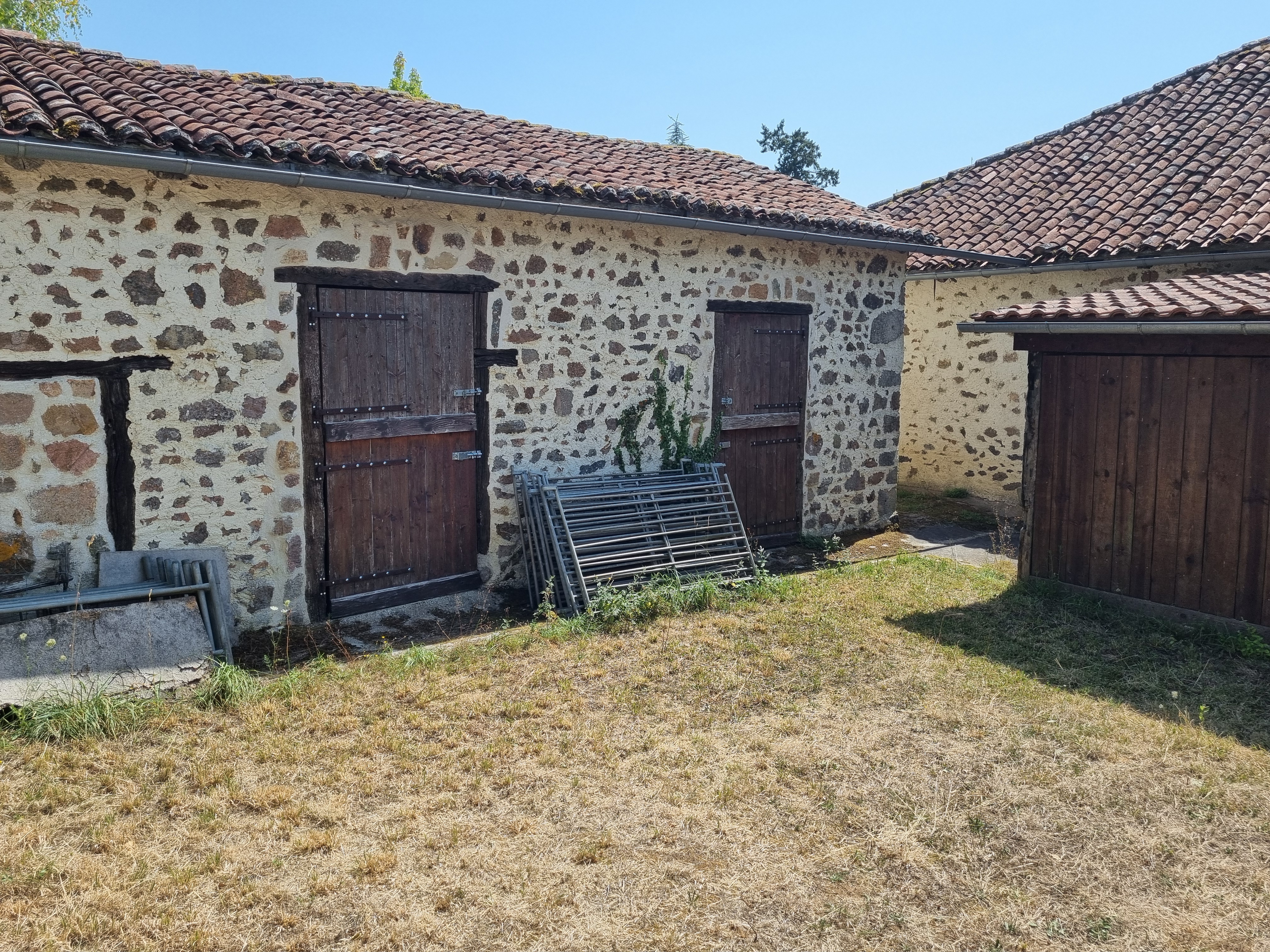 French property for sale in Lesterps, Charente - €1,054,700 - photo 