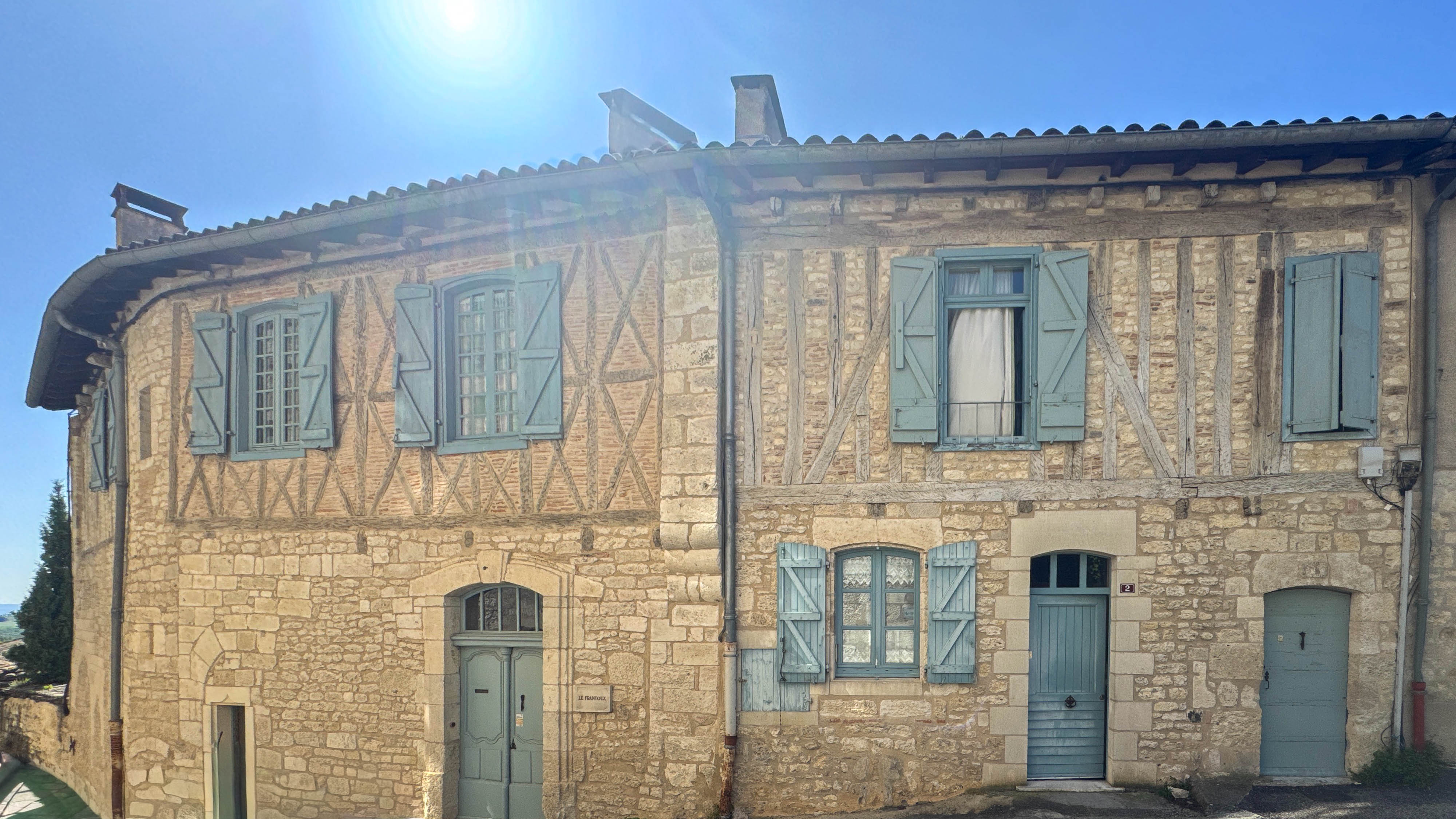 Propriété en France à vendre à Montpezat-de-Quercy, Tarn-et-Garonne - €551 200 - photo 