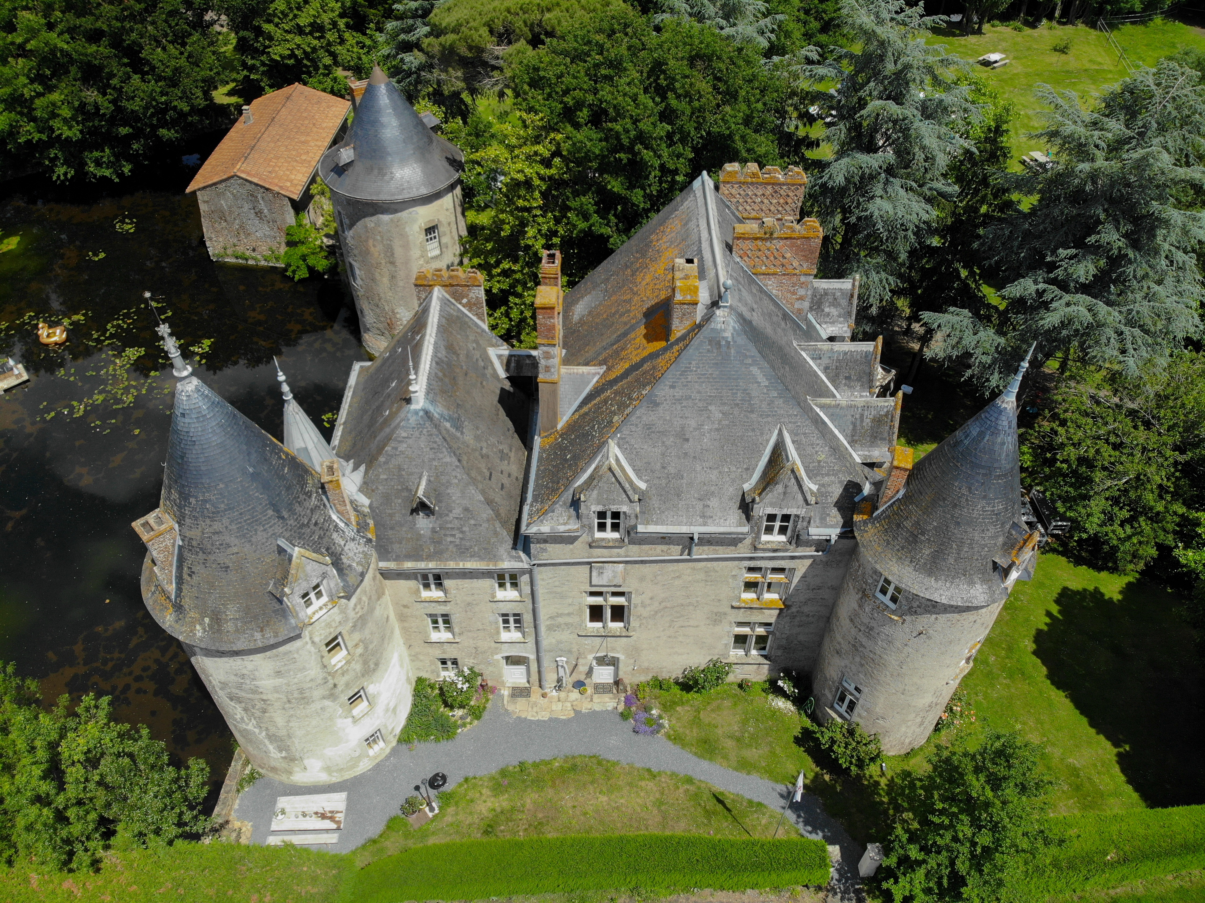 Propriété en France à vendre à Nantes, Loire-Atlantique - &#8364;1 400 000 - photo 