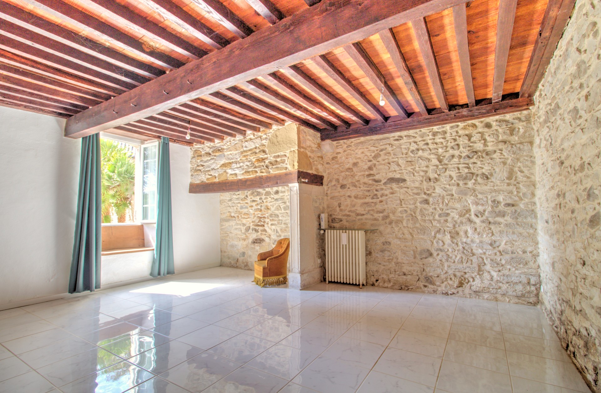 French property for sale in Pau, Pyrénées-Atlantiques - €595,000 - photo 