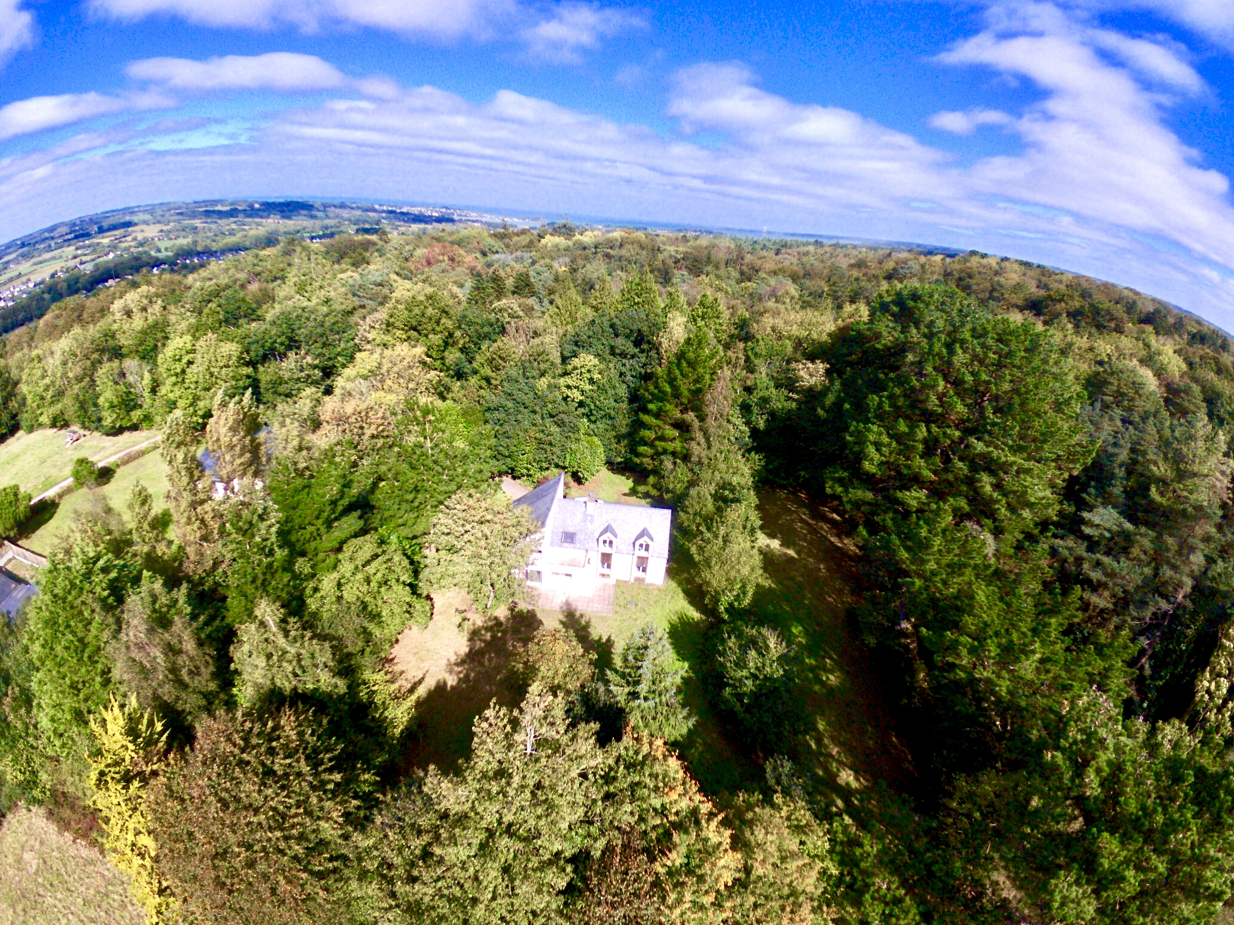 Propriété en France à vendre à Plestin-les-Grèves, Côtes-d'Armor - &#8364;567 000 - photo 