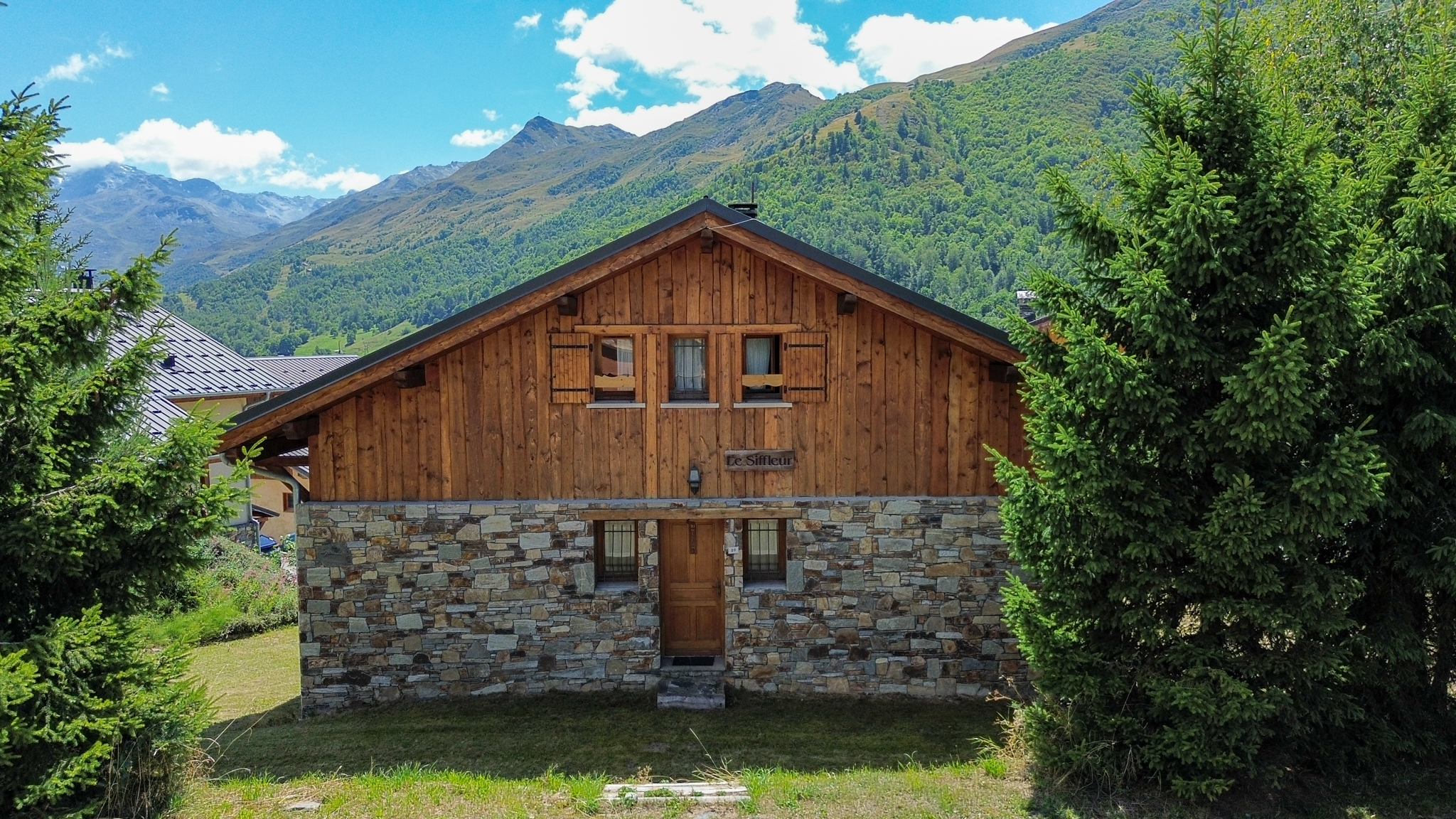 Propriété en France à vendre à Saint-Martin-de-Belleville, Savoie - €1 300 000 - photo 