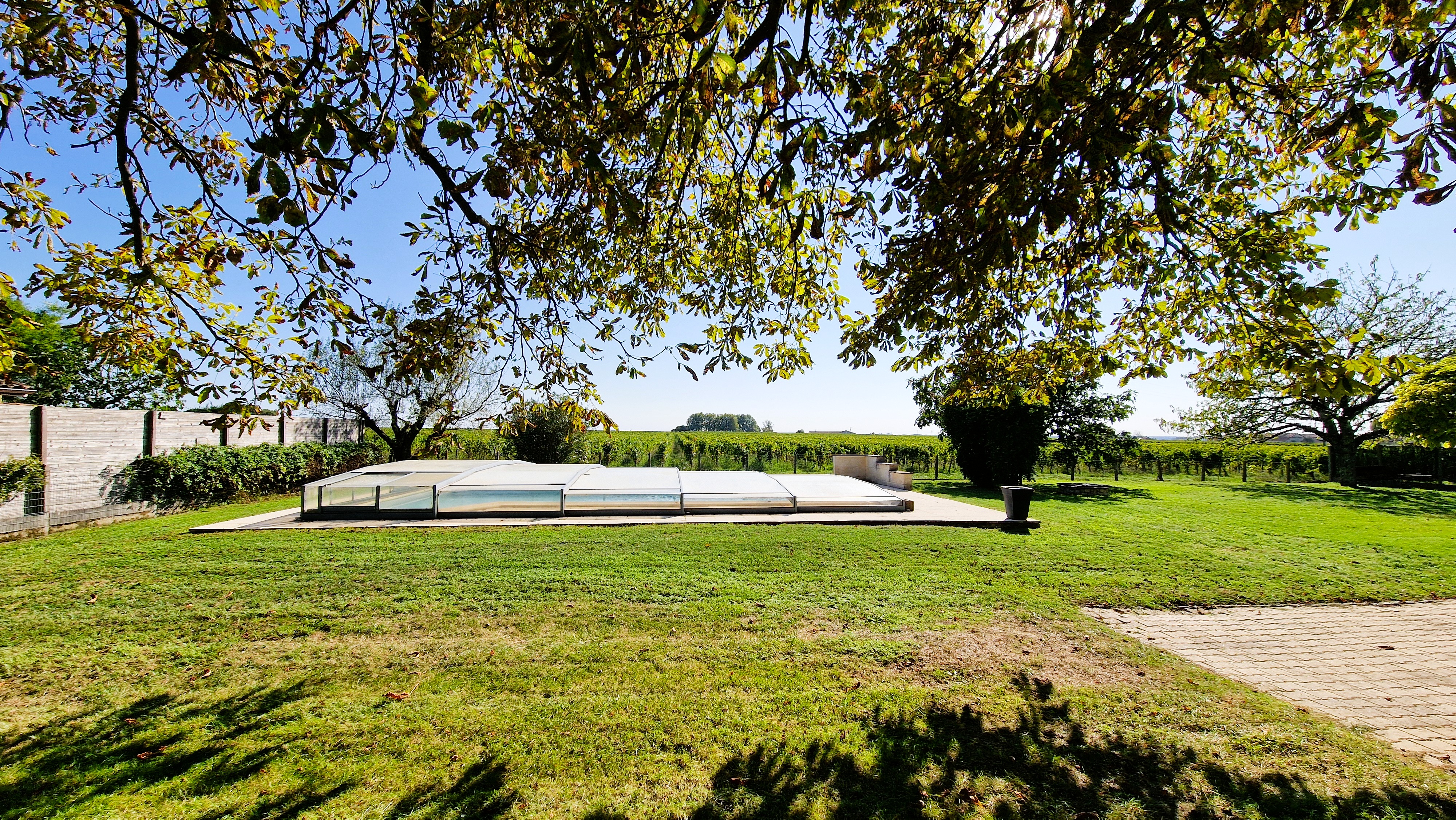 Propriété en France à vendre à Saint-Émilion, Gironde - €995 000 - photo 