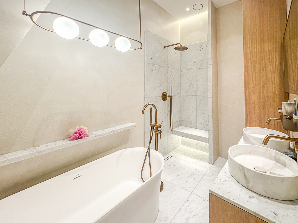French property for sale in Paris 4e Arrondissement, Paris - €2,250,000 - photo 