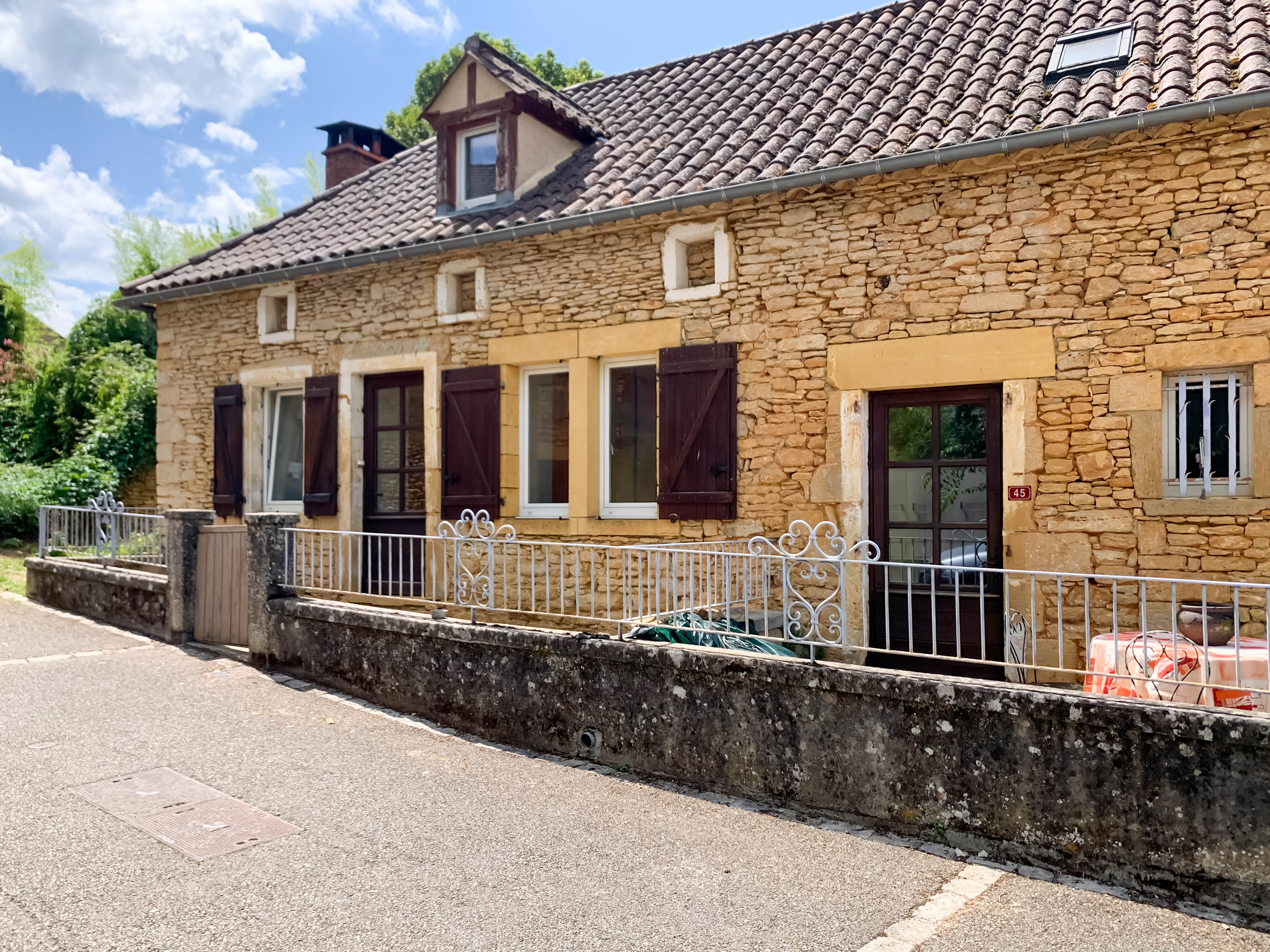 French property for sale in Cazals, Lot - €749,000 - photo 