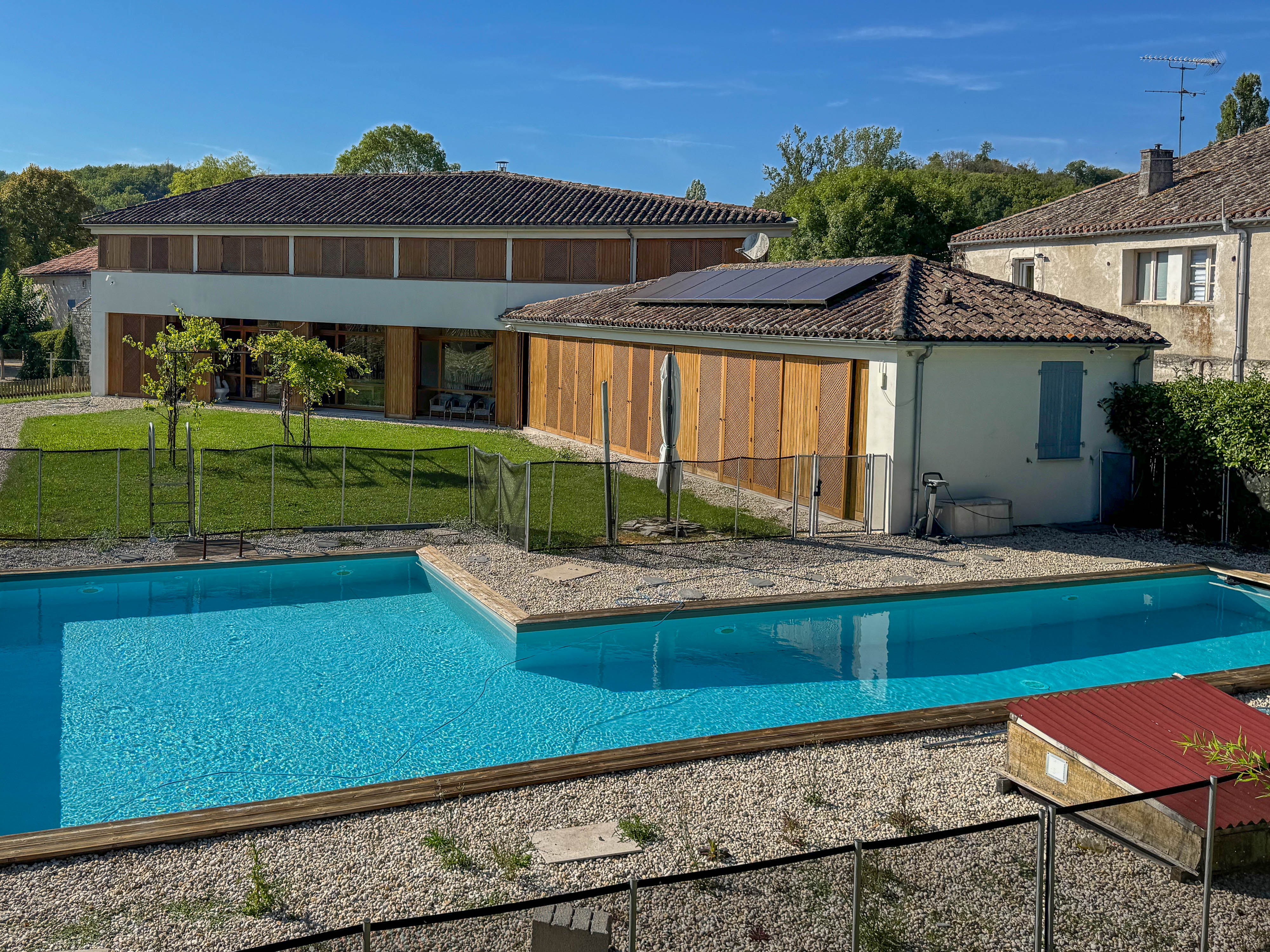 Propriété en France à vendre à Montcuq-en-Quercy-Blanc, Lot - €545 000 - photo 