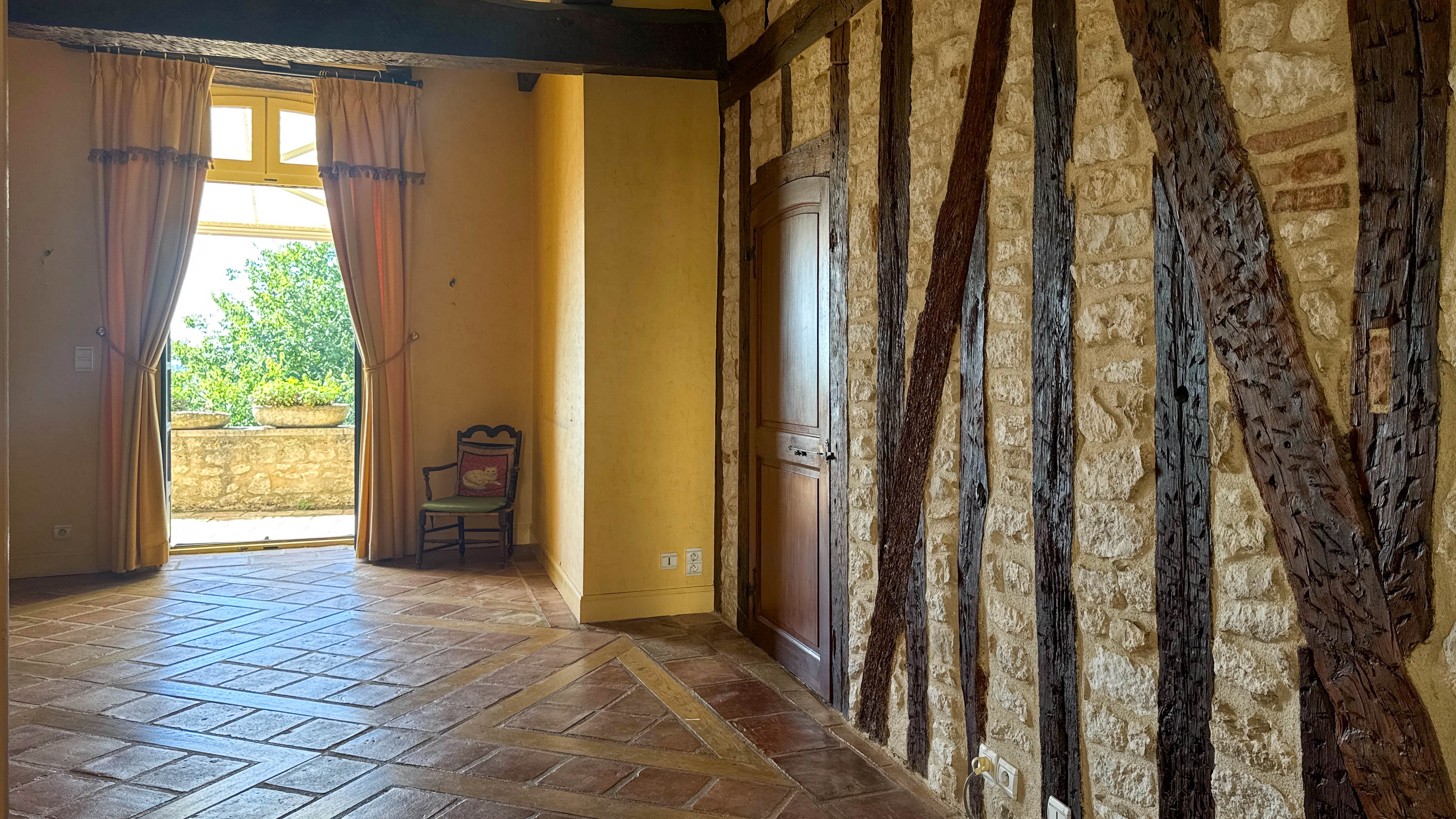 Propriété en France à vendre à Montpezat-de-Quercy, Tarn-et-Garonne - €551 200 - photo 