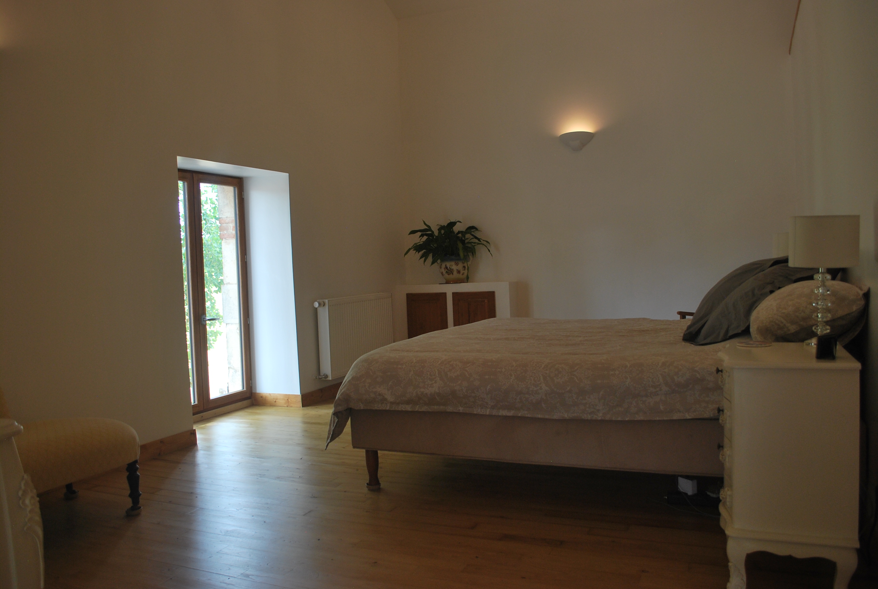 French property for sale in Lathus-Saint-Rémy, Vienne - €900,000 - photo 