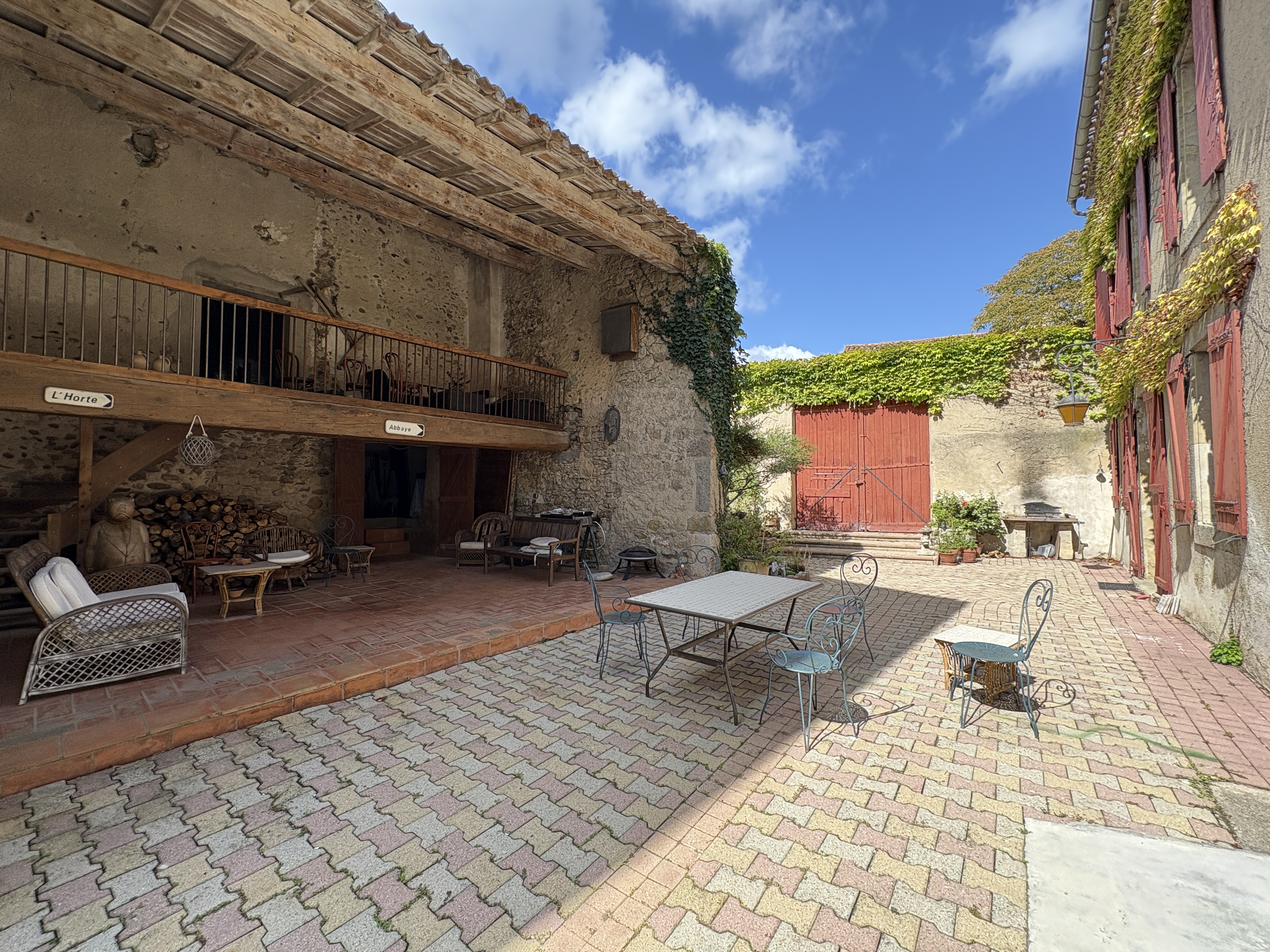 French property for sale in Rouffiac-d'Aude, Aude - €525,000 - photo 