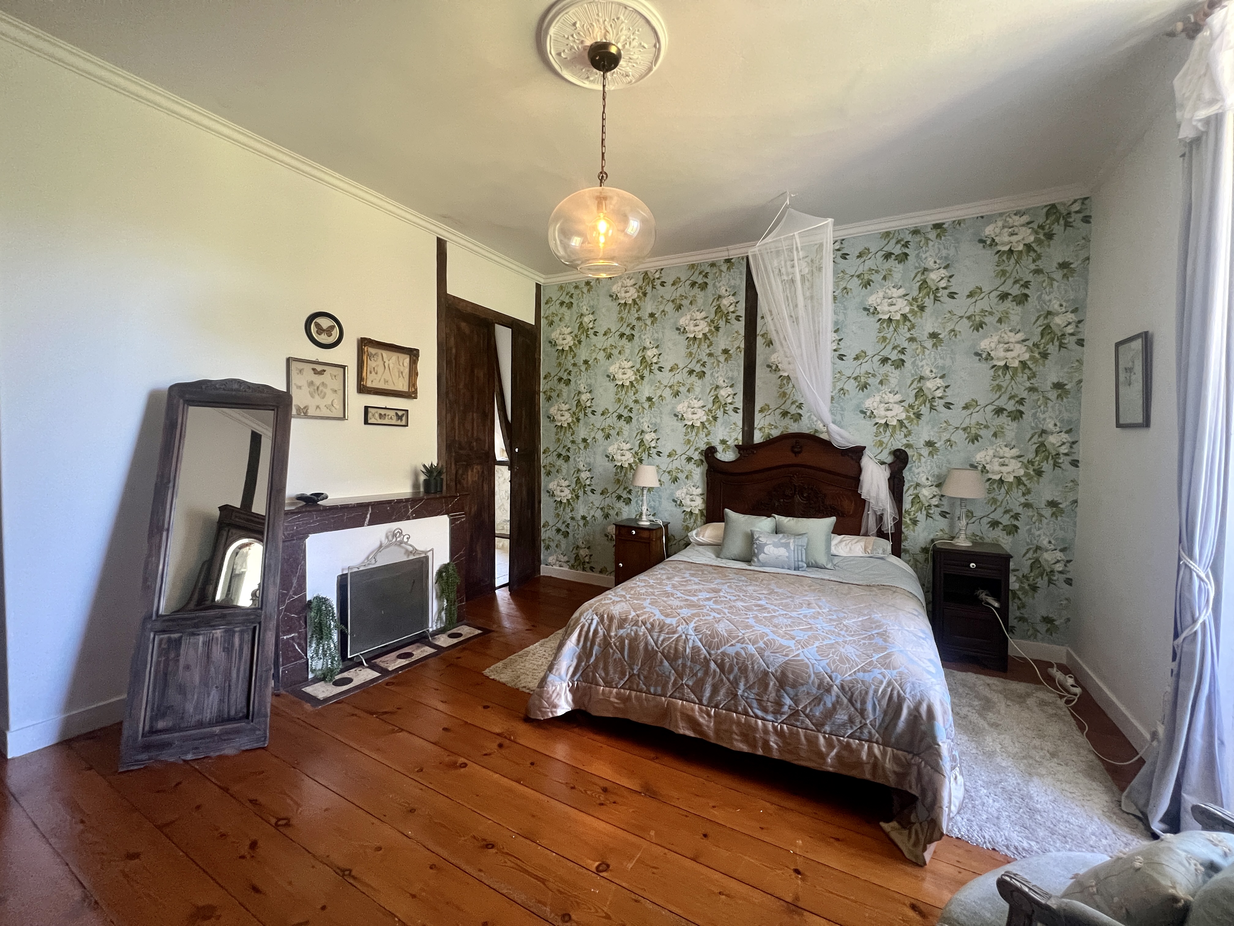 French property for sale in Saint-André-et-Appelles, Gironde - €1,166,000 - photo 