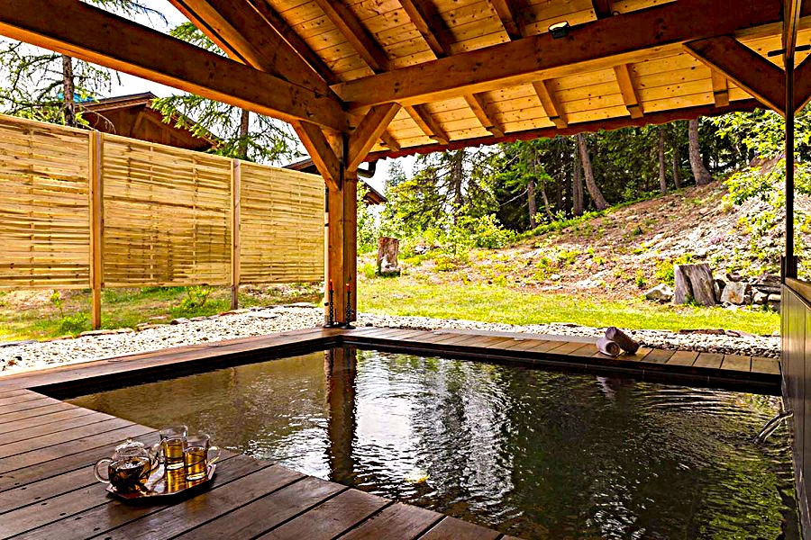 French property for sale in Montvalezan, Savoie - €1,300,000 - photo 