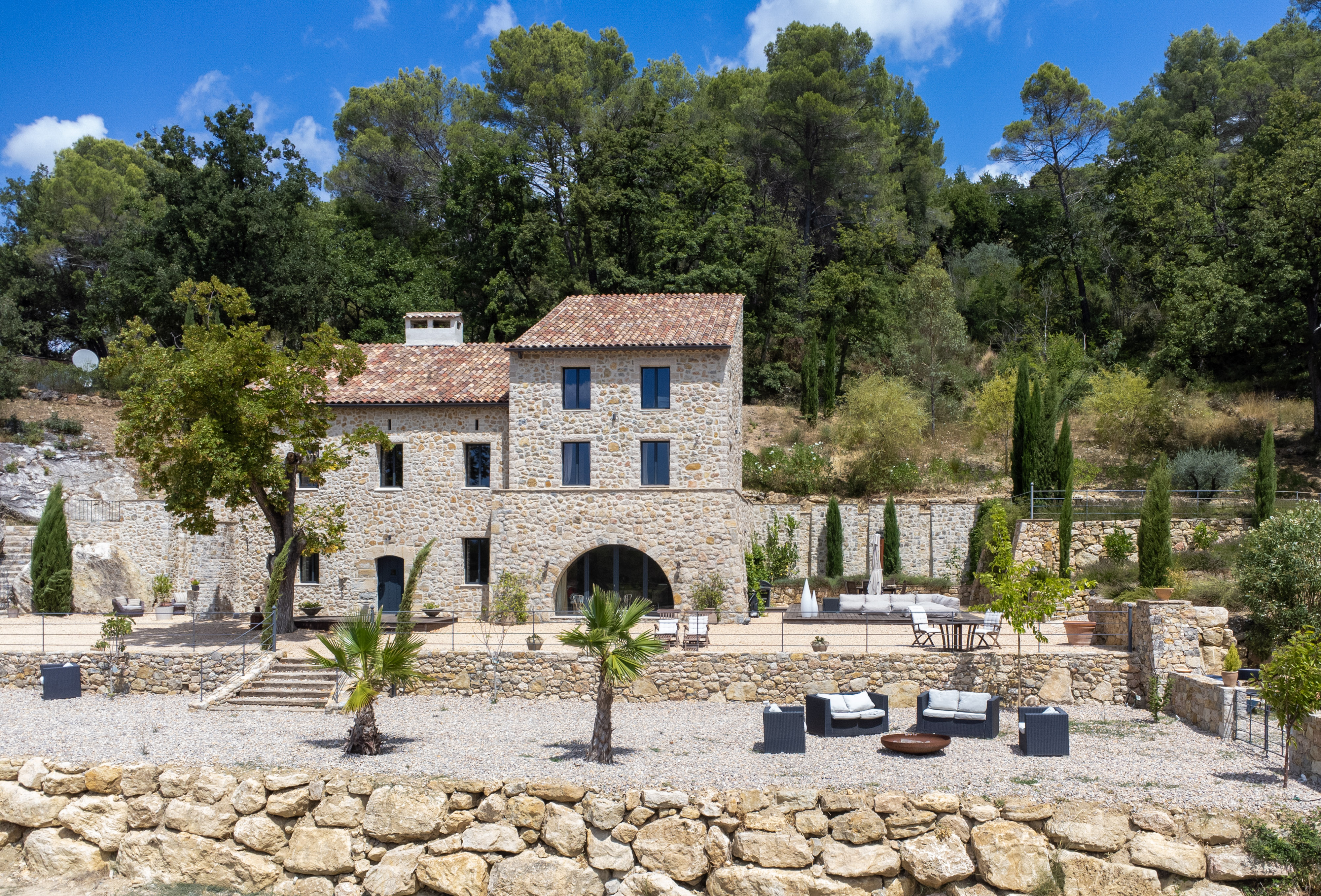 Propriété en France à vendre à Tourrettes, Var - €2 150 000 - photo 
