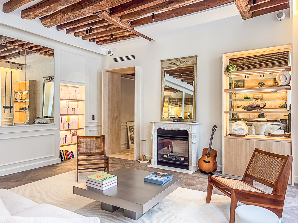 French property for sale in Paris 4e Arrondissement, Paris - €2,250,000 - photo 