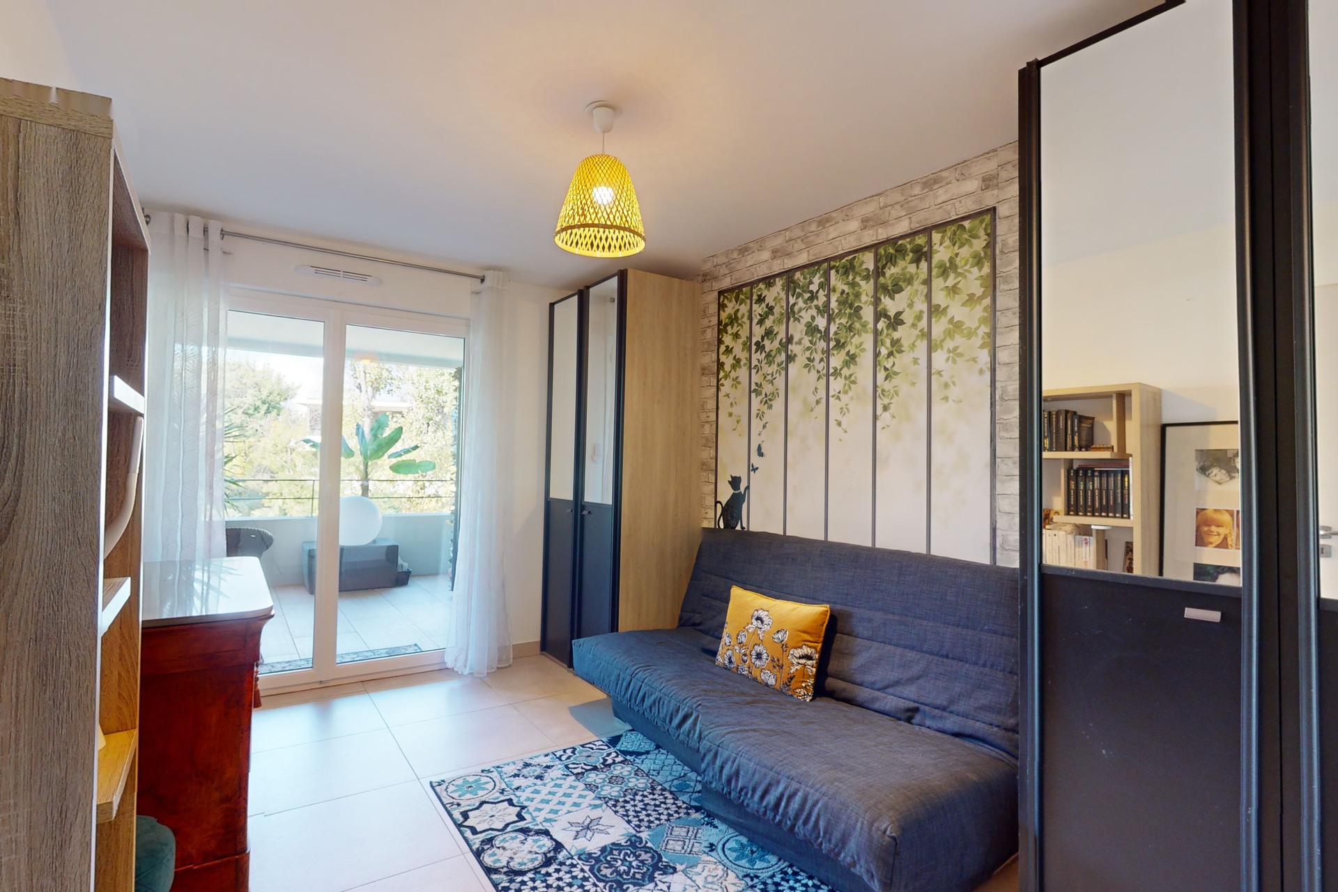 Propriété en France à vendre à Villeneuve-Loubet, Alpes-Maritimes - &#8364;990 000 - photo 