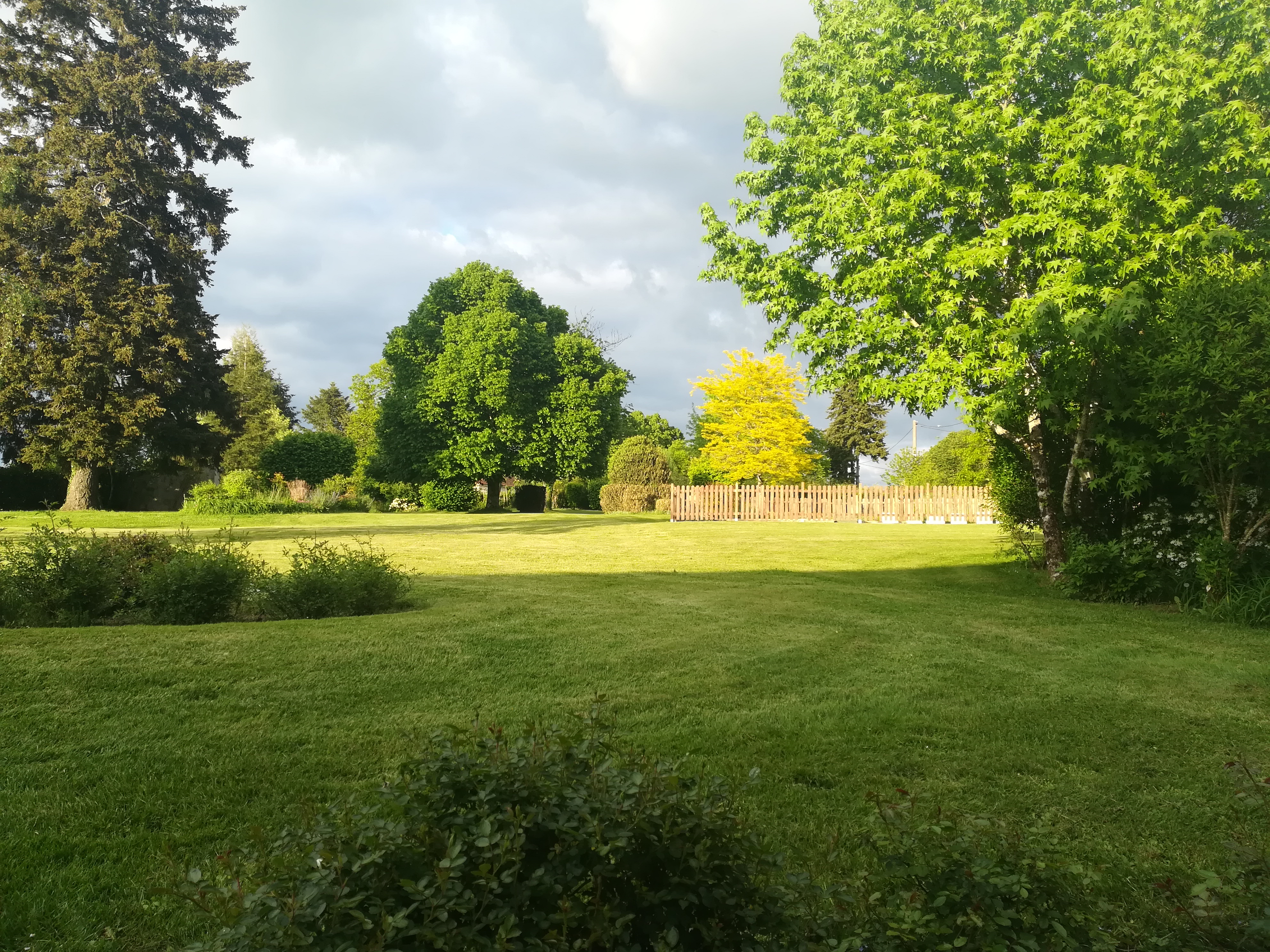Propriété en France à vendre à Saint-Priest-Ligoure, Haute-Vienne - &#8364;699 000 - photo 