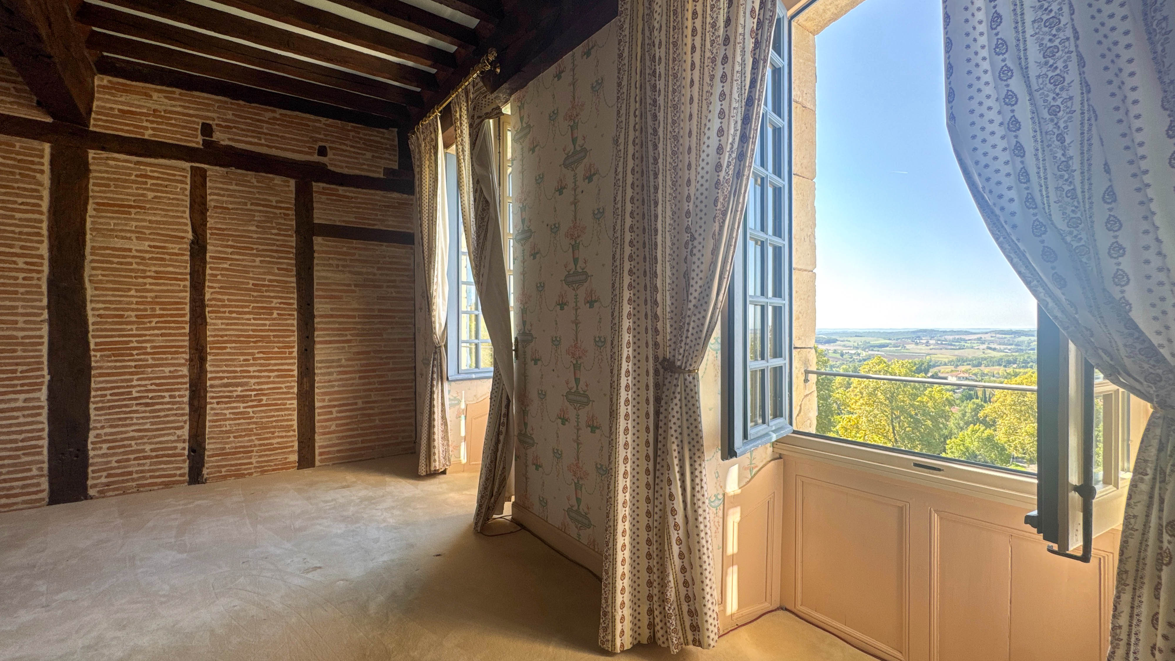 Propriété en France à vendre à Montpezat-de-Quercy, Tarn-et-Garonne - €551 200 - photo 