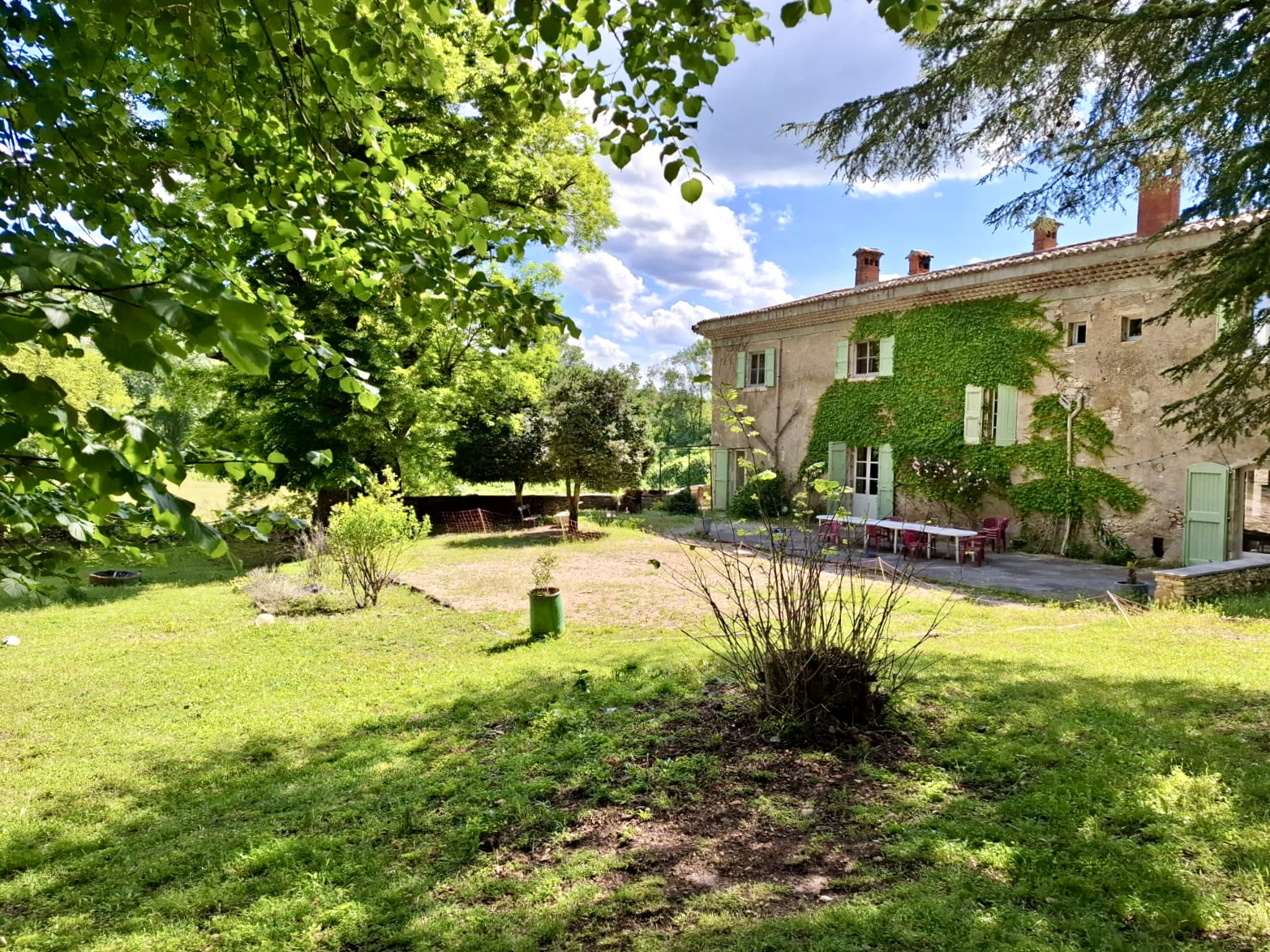 French property for sale in Saint-Jean-de-Maruéjols-et-Avéjan, Gard - €950,000 - photo 
