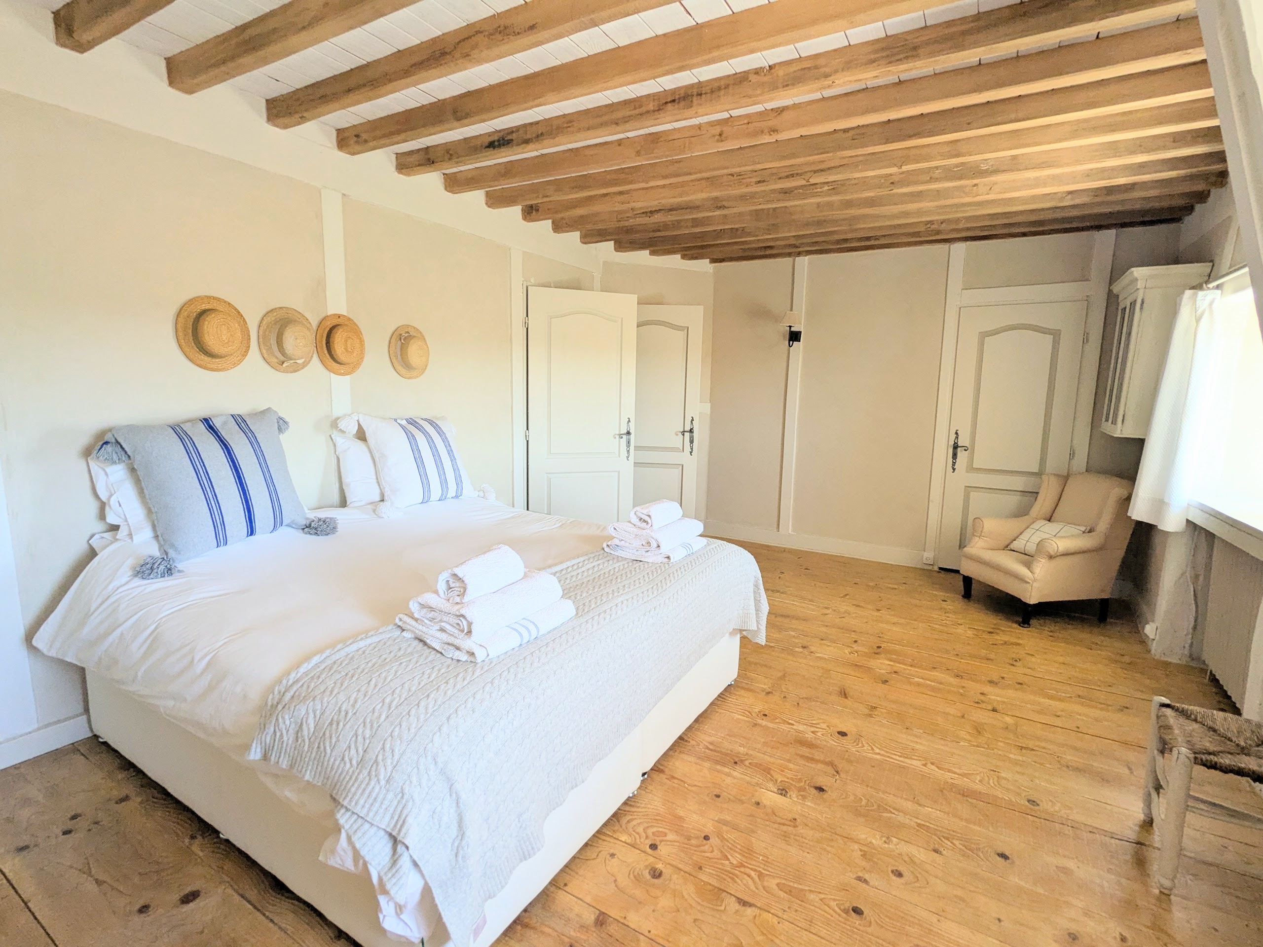 Propriété en France à vendre à Saint-Priest-Ligoure, Haute-Vienne - &#8364;699 000 - photo 