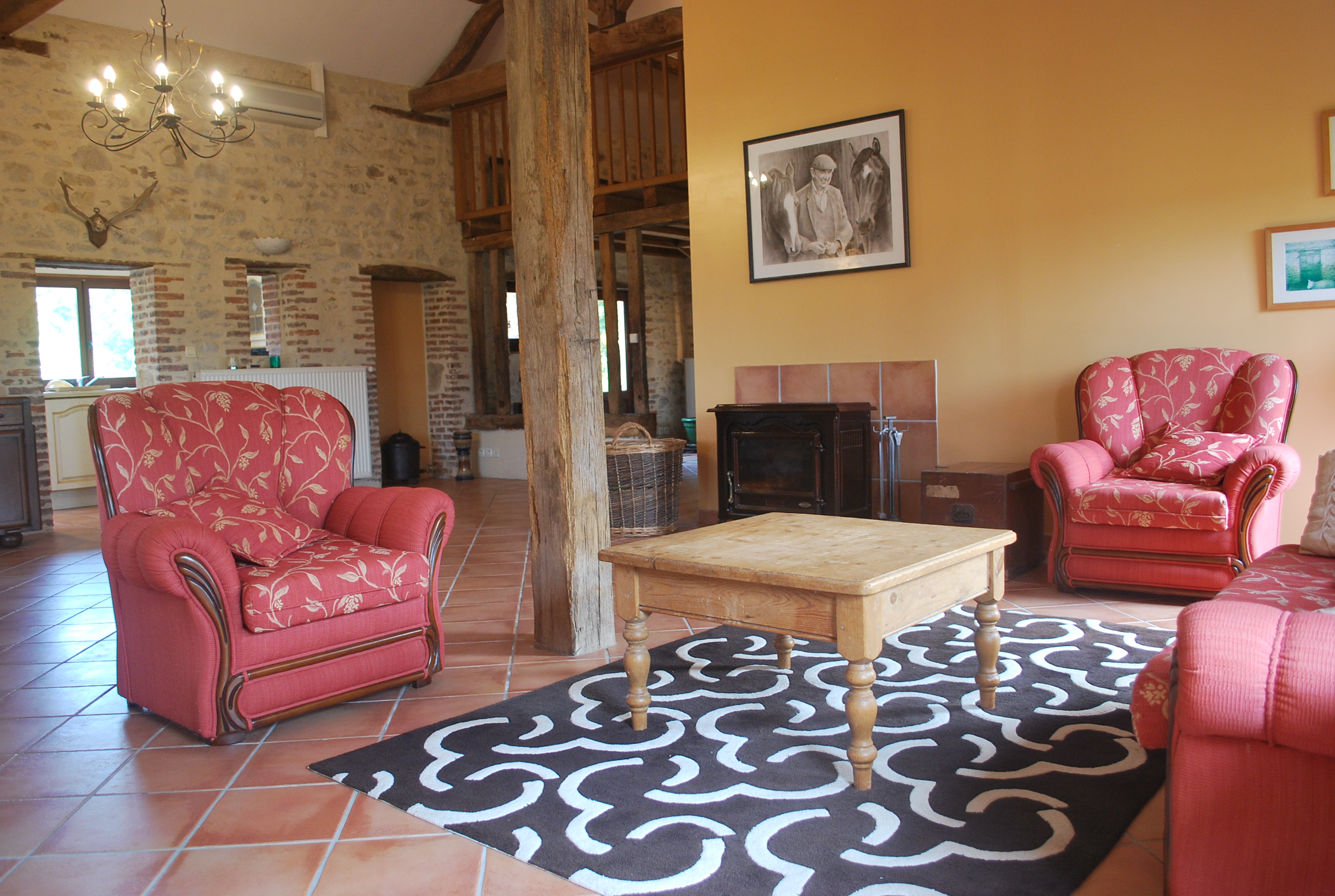 French property for sale in Lathus-Saint-Rémy, Vienne - €900,000 - photo 