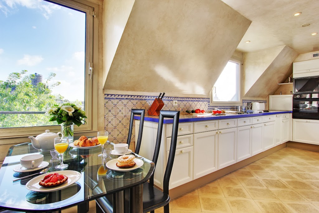 French property for sale in Paris, Paris - €4,500,000 - photo 