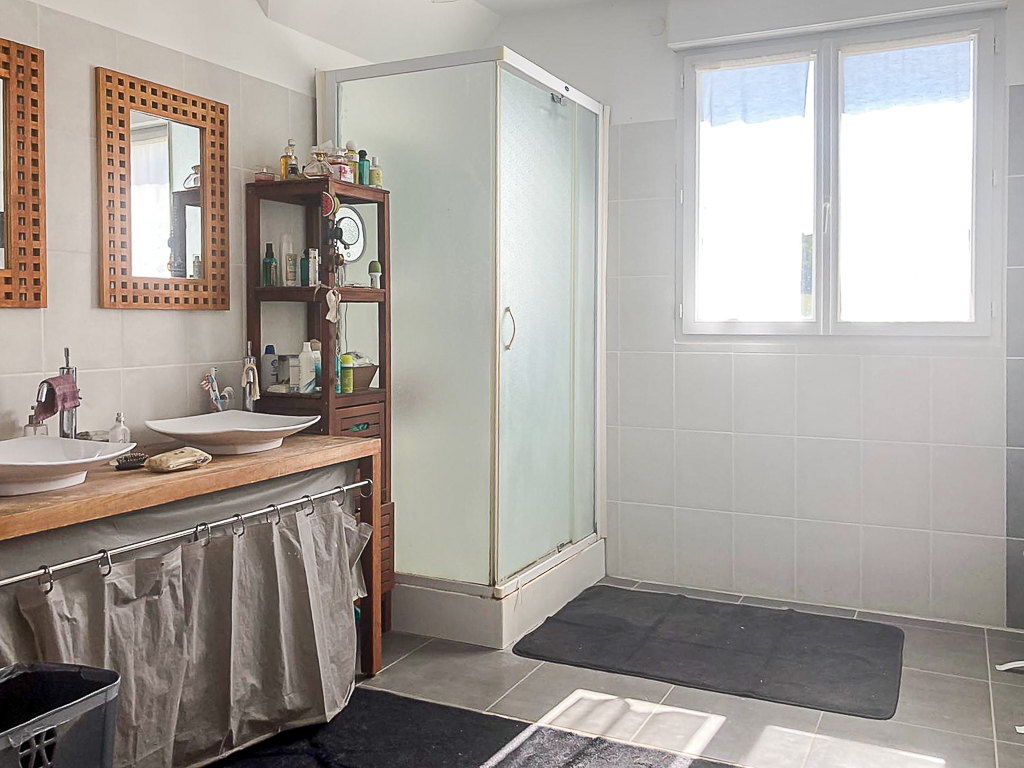 French property for sale in Itteville, Essonne - €1,081,000 - photo 