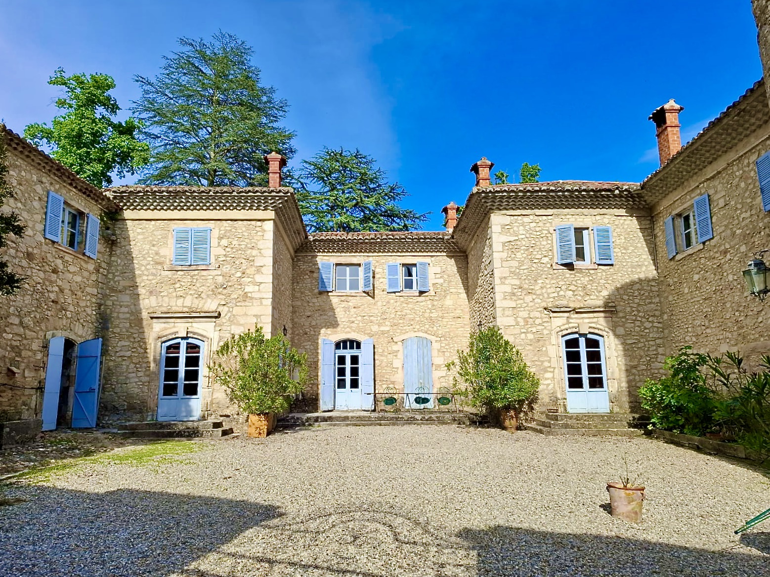 French property for sale in Saint-Jean-de-Maruéjols-et-Avéjan, Gard - €950,000 - photo 