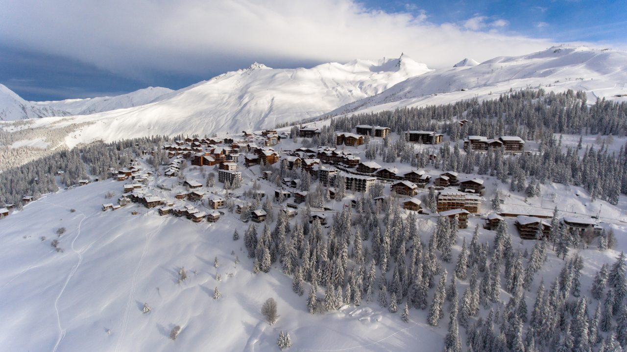 French property for sale in Montvalezan, Savoie - €1,300,000 - photo 