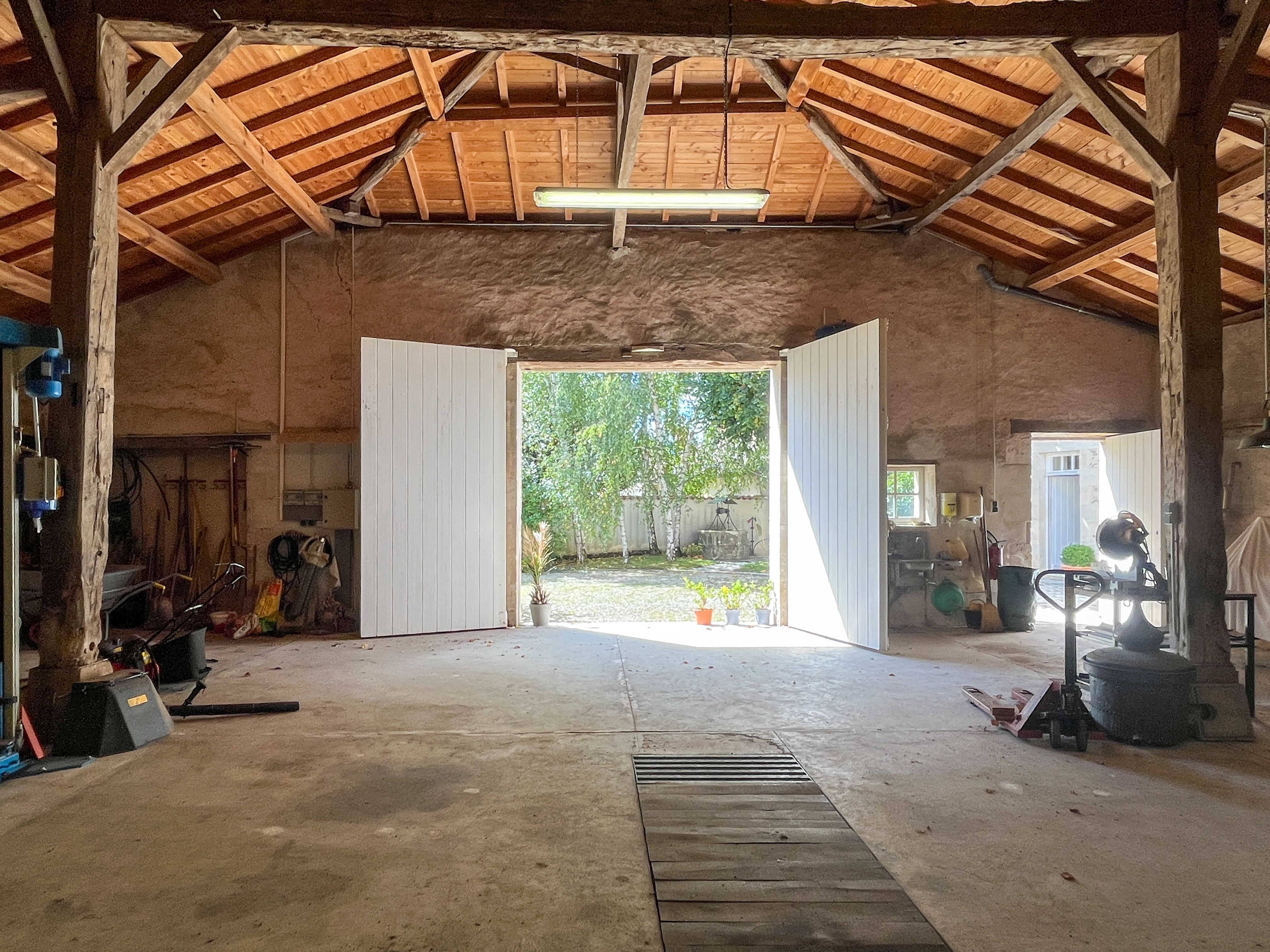 Propriété en France à vendre à Poitiers, Vienne - &#8364;1 535 000 - photo 
