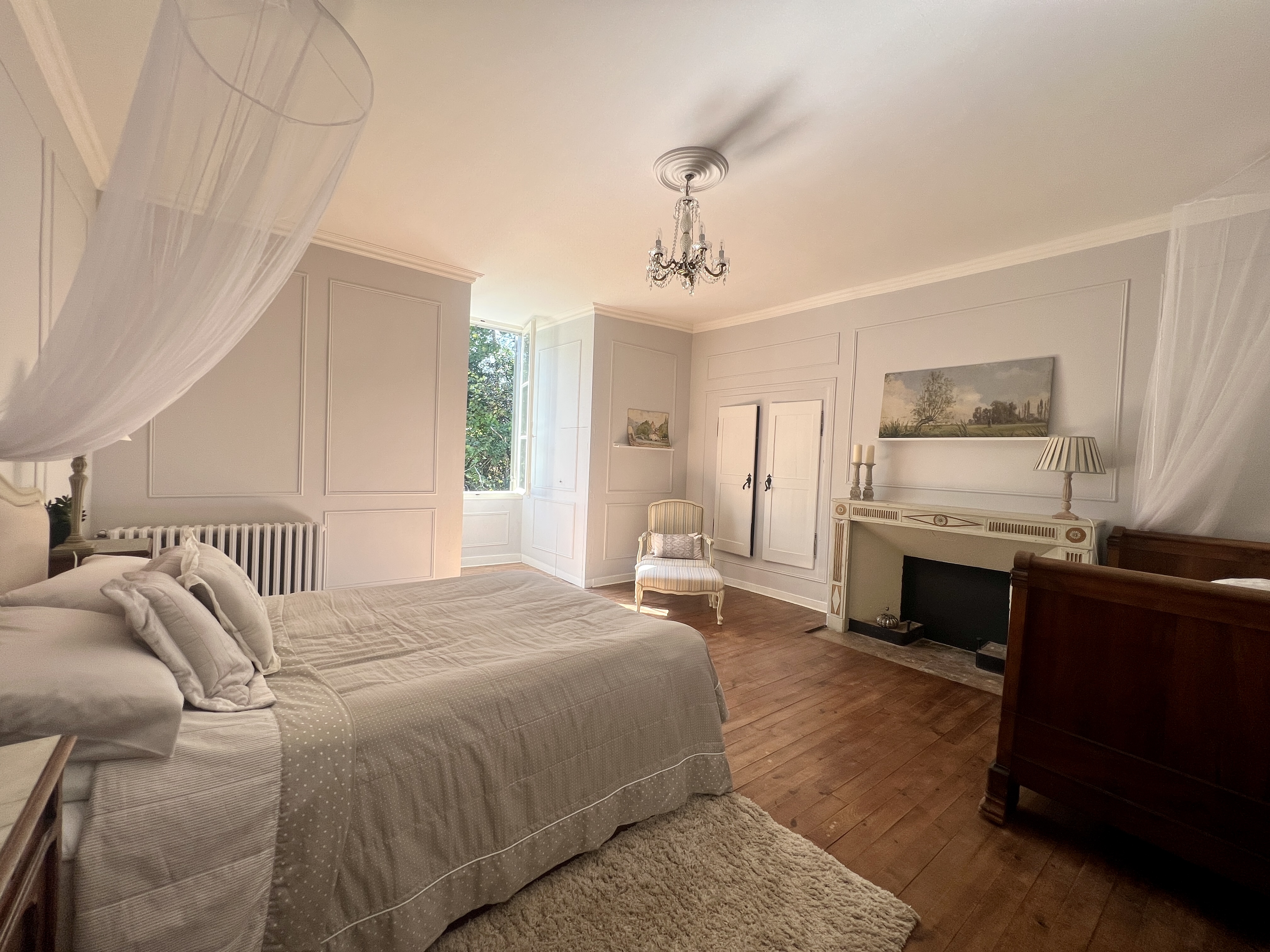 French property for sale in Saint-André-et-Appelles, Gironde - €1,166,000 - photo 
