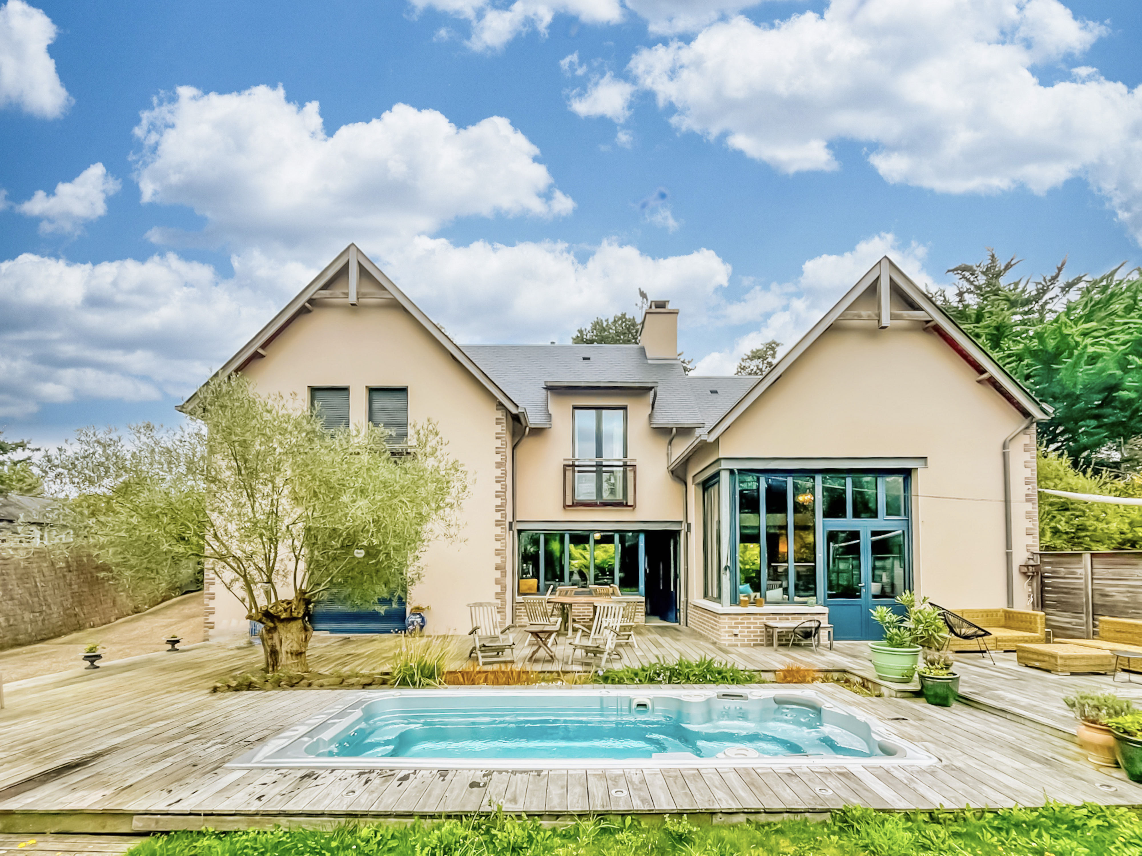 Propriété en France à vendre à Saint-Briac-sur-Mer, Ille-et-Vilaine - €1 500 000 - photo 