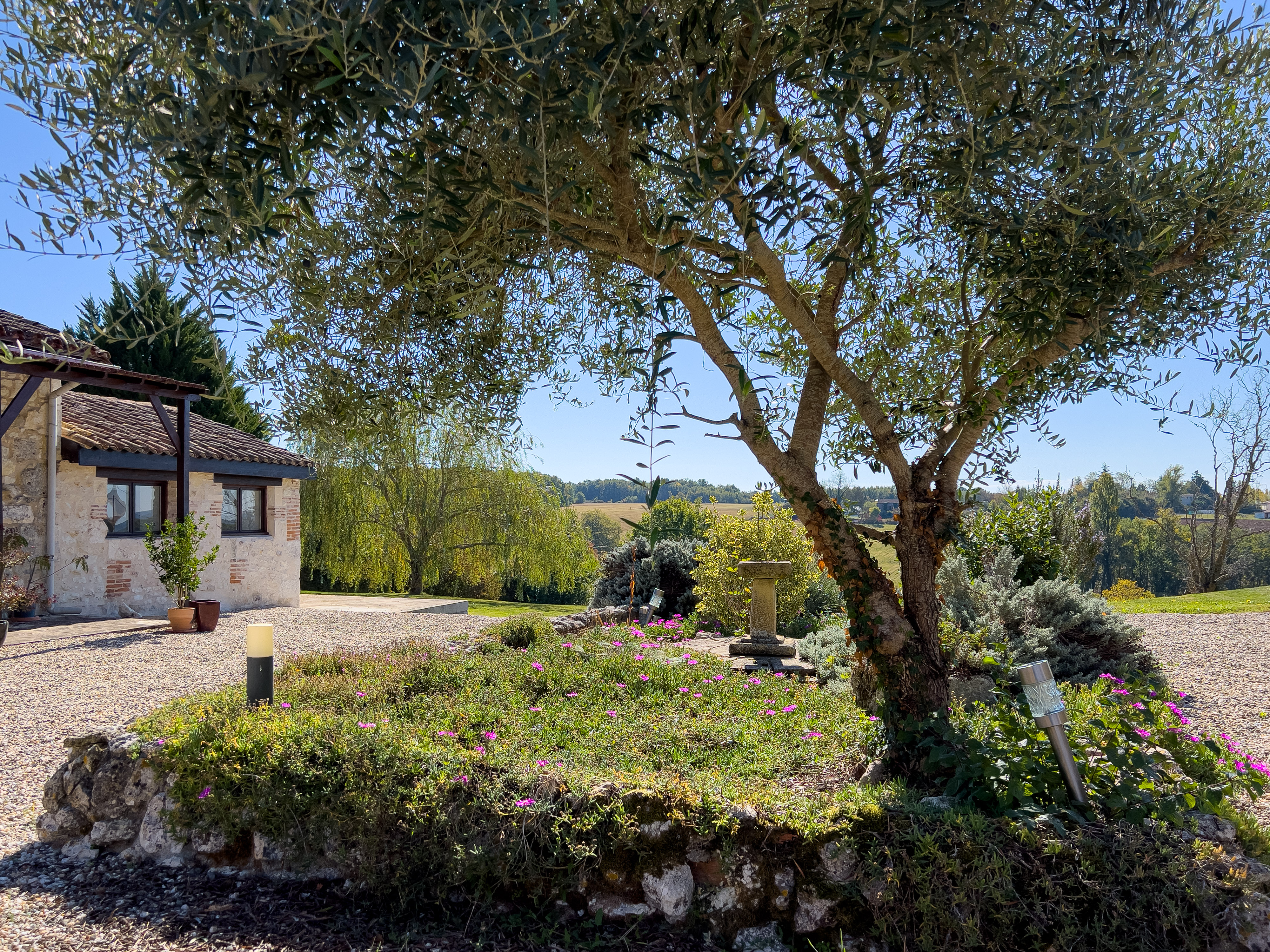 French property for sale in Duras, Lot-et-Garonne - €648,000 - photo 