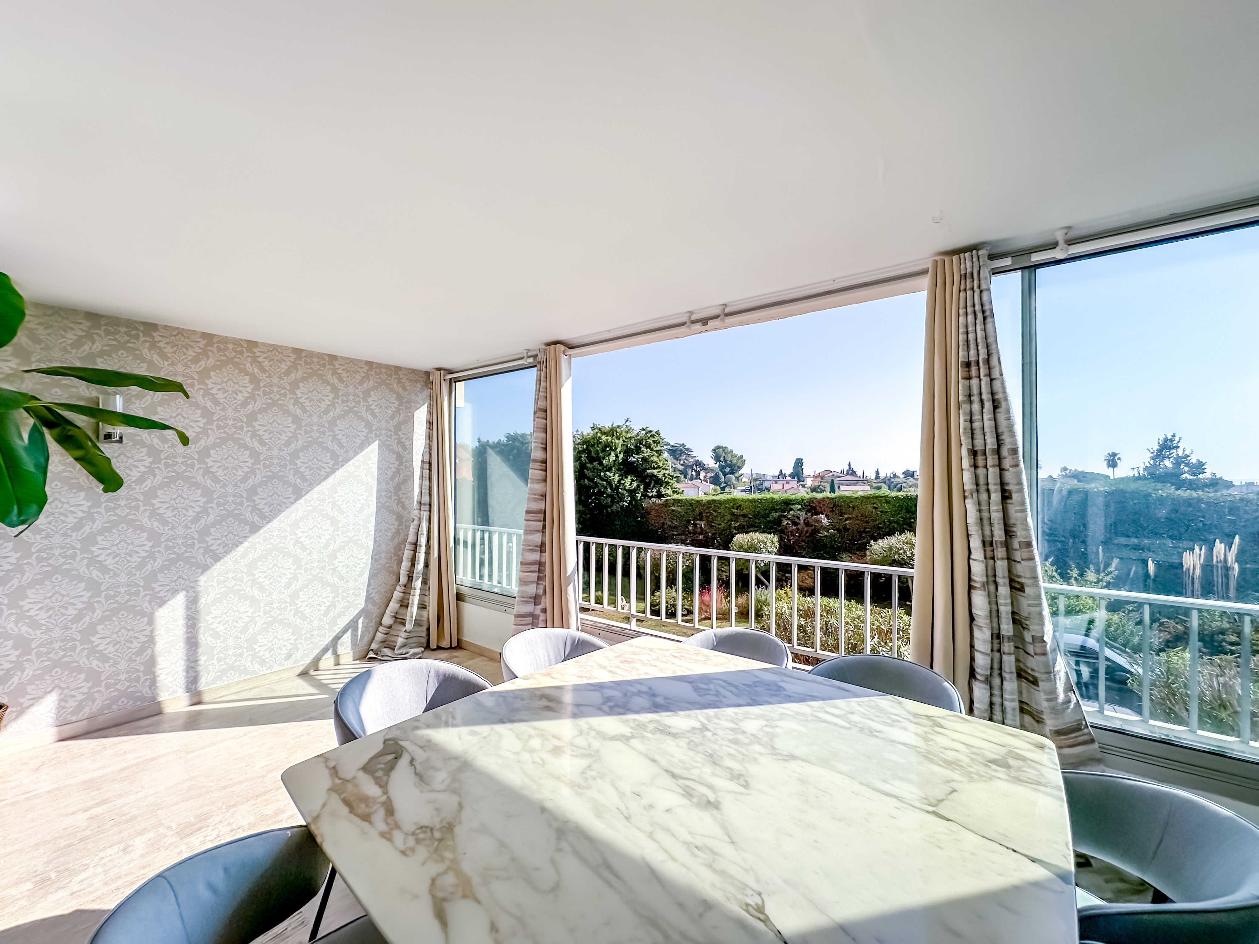 Propriété en France à vendre à Antibes, Alpes-Maritimes - €650 000 - photo 