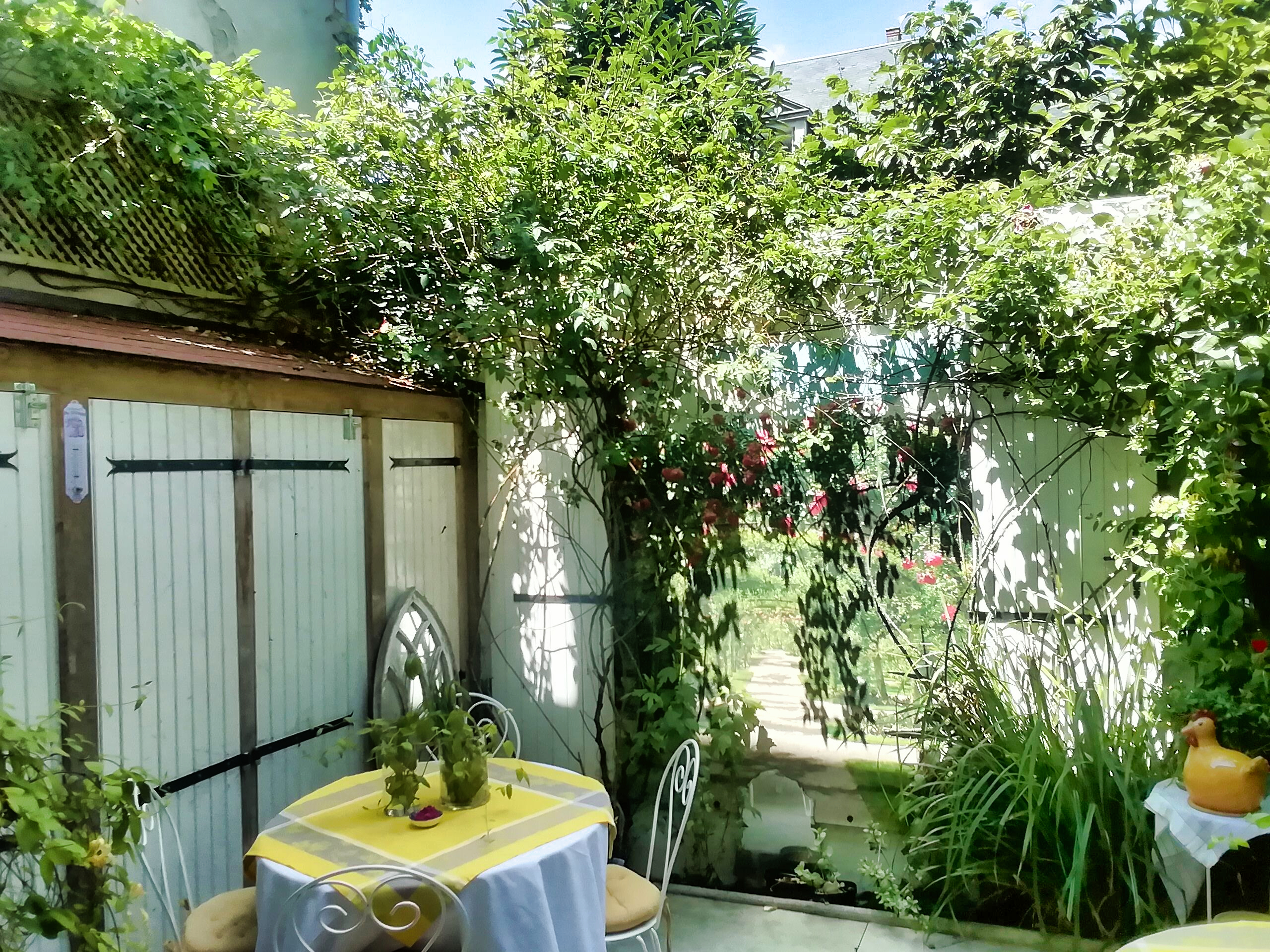 French property for sale in Amboise, Indre-et-Loire - €472,500 - photo 