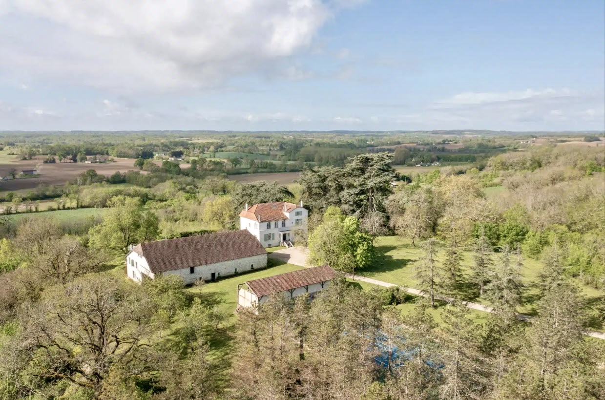 Propriété en France à vendre à Issigeac, Dordogne - &#8364;1 595 000 - photo 