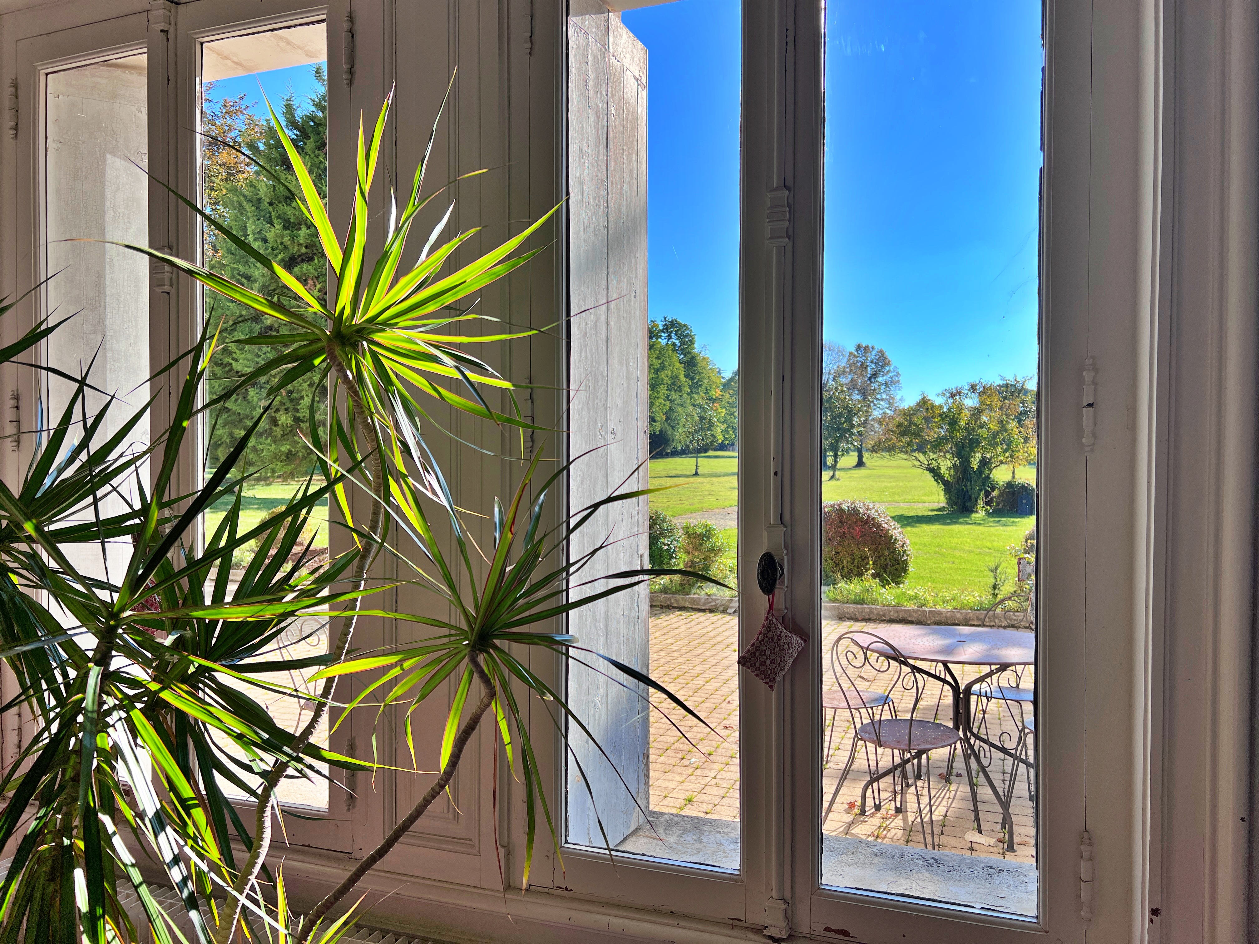 French property for sale in Foussignac, Charente - €1,961,000 - photo 