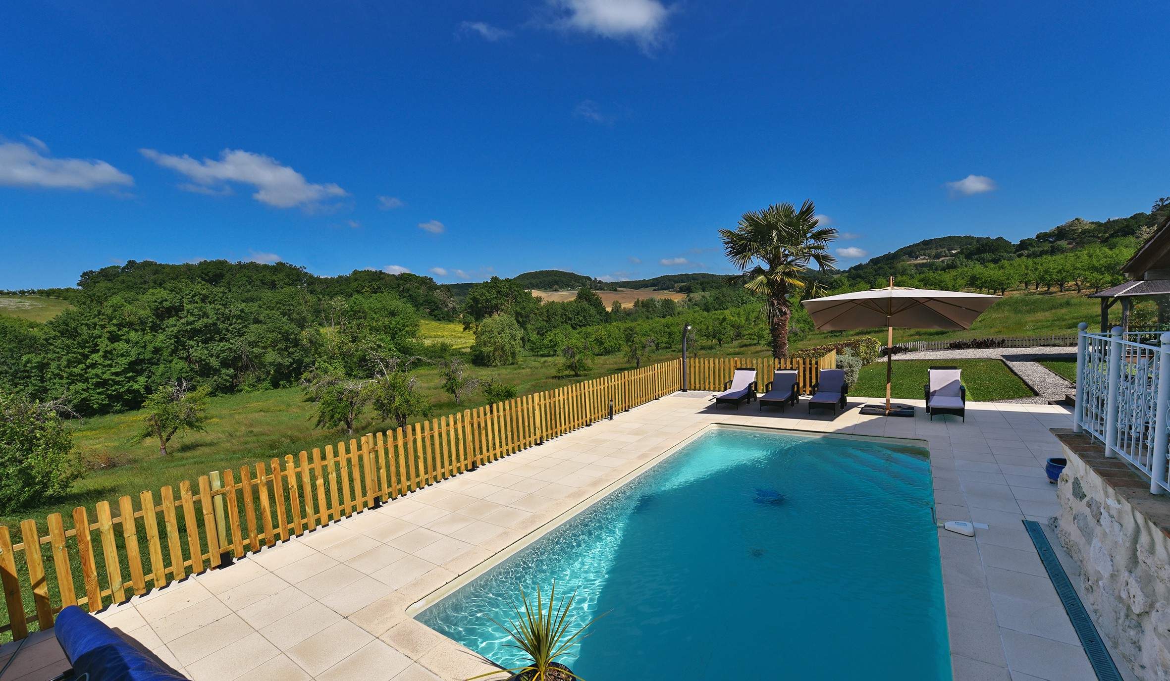 French property for sale in Castelmoron-sur-Lot, Lot-et-Garonne - €1,271,276 - photo