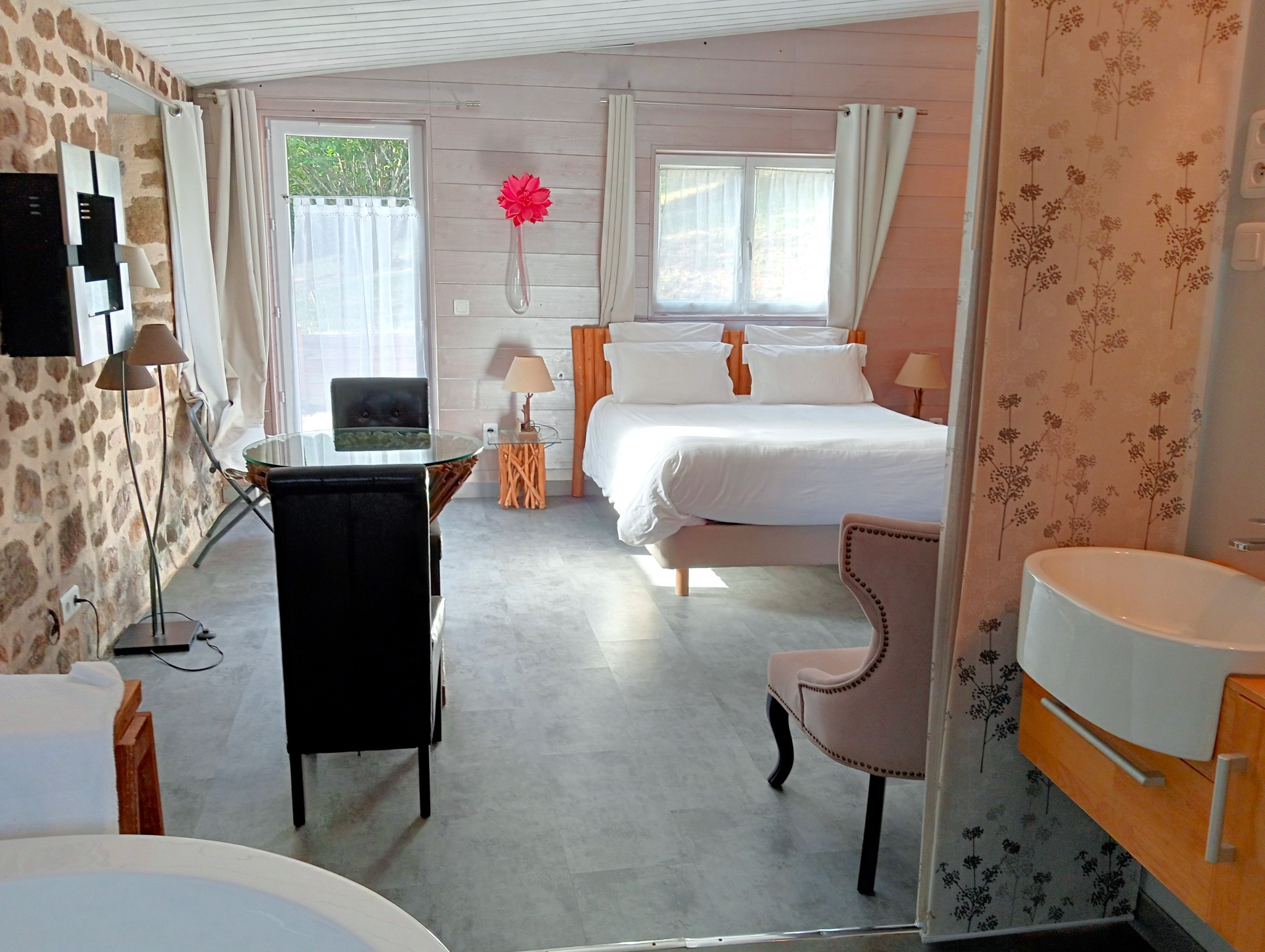 French property for sale in Beaulieu-sur-Dordogne, Corrèze - €676,500 - photo 