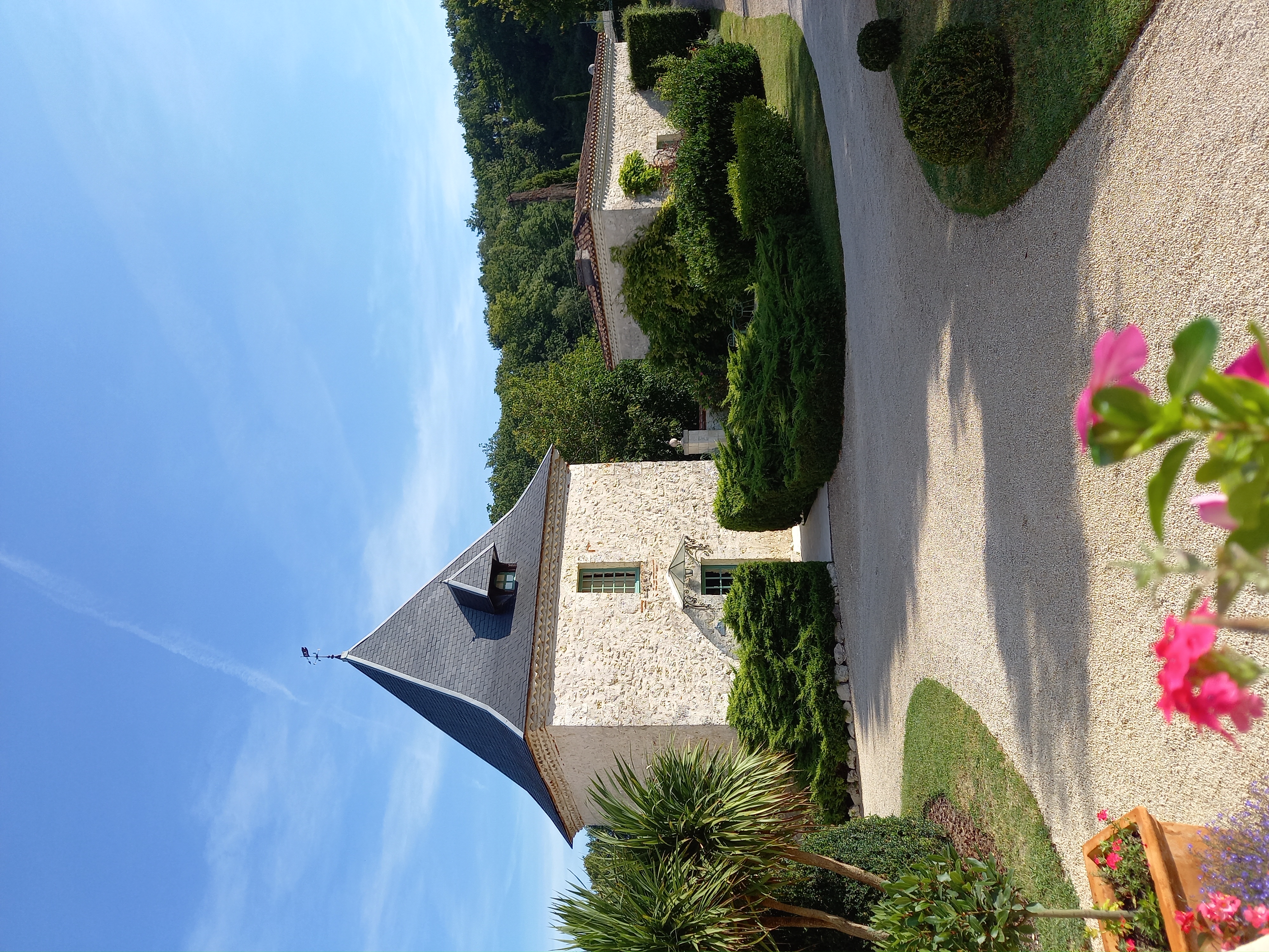 French property for sale in Villeneuve-sur-Lot, Lot-et-Garonne - €1,600,000 - photo