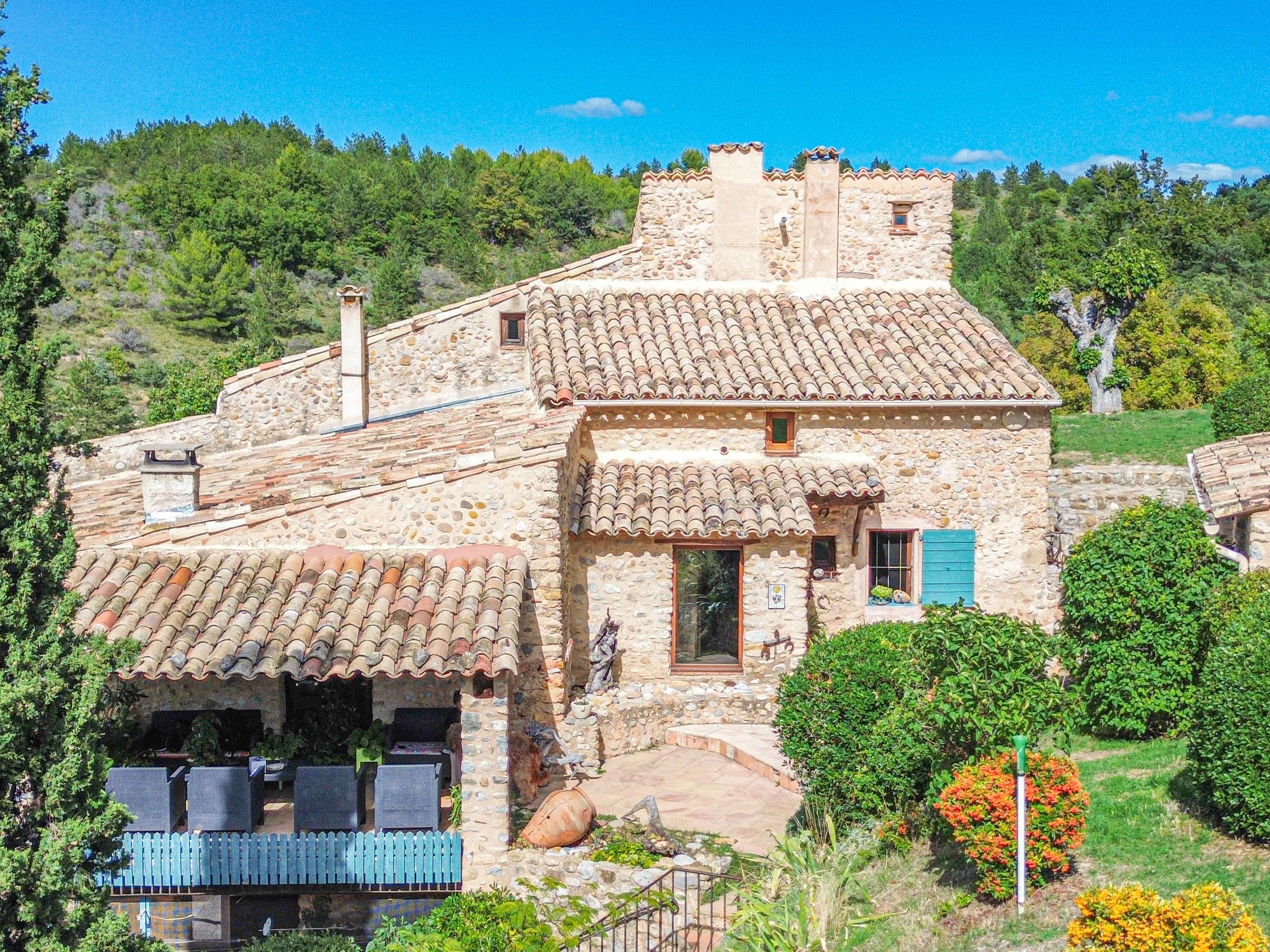 French property for sale in Saint-Julien-d'Asse, Alpes-de-Haute-Provence - €530,000 - photo 