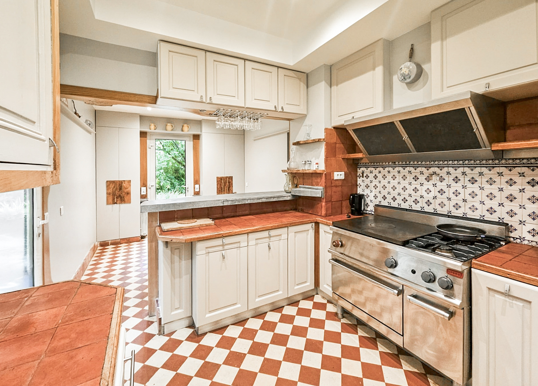 Propriété en France à vendre à Cergy, Val-d'Oise - &#8364;1 100 000 - photo 