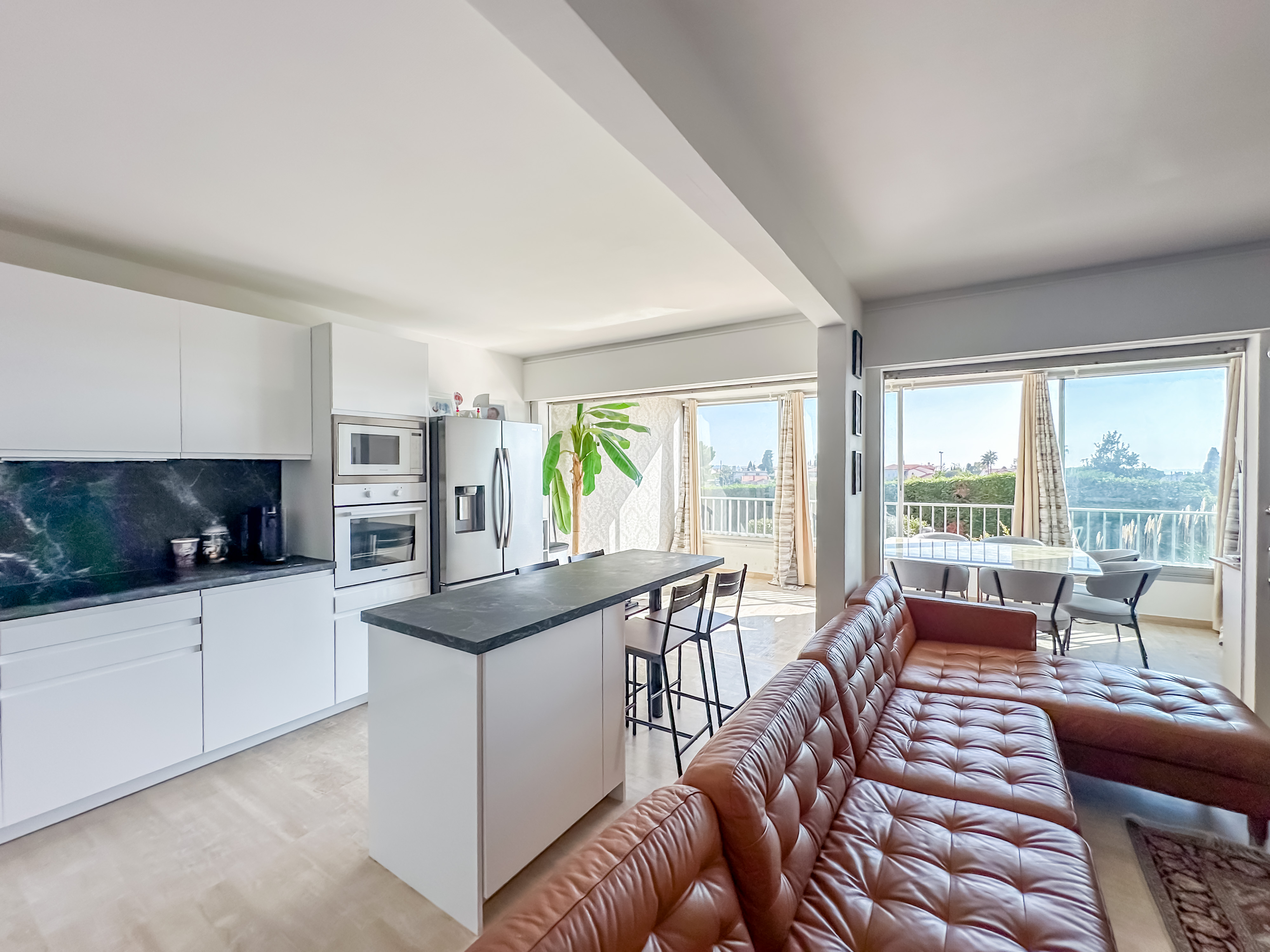 Propriété en France à vendre à Antibes, Alpes-Maritimes - €650 000 - photo 