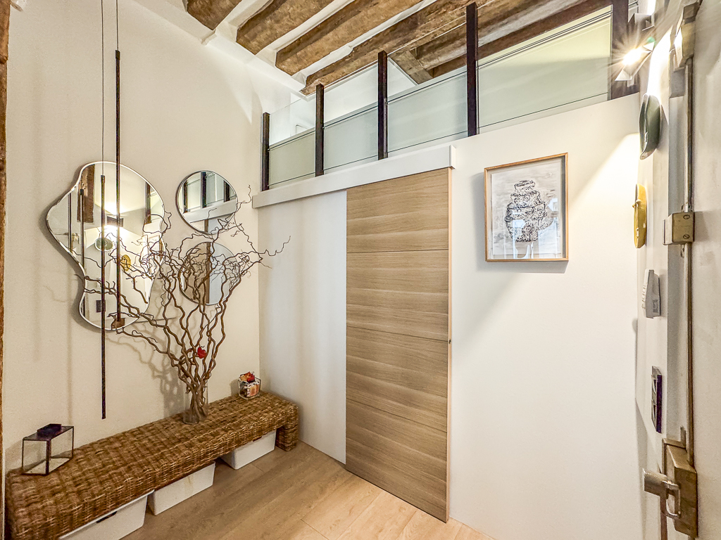 French property for sale in Paris 4e Arrondissement, Paris - €1,380,000 - photo 