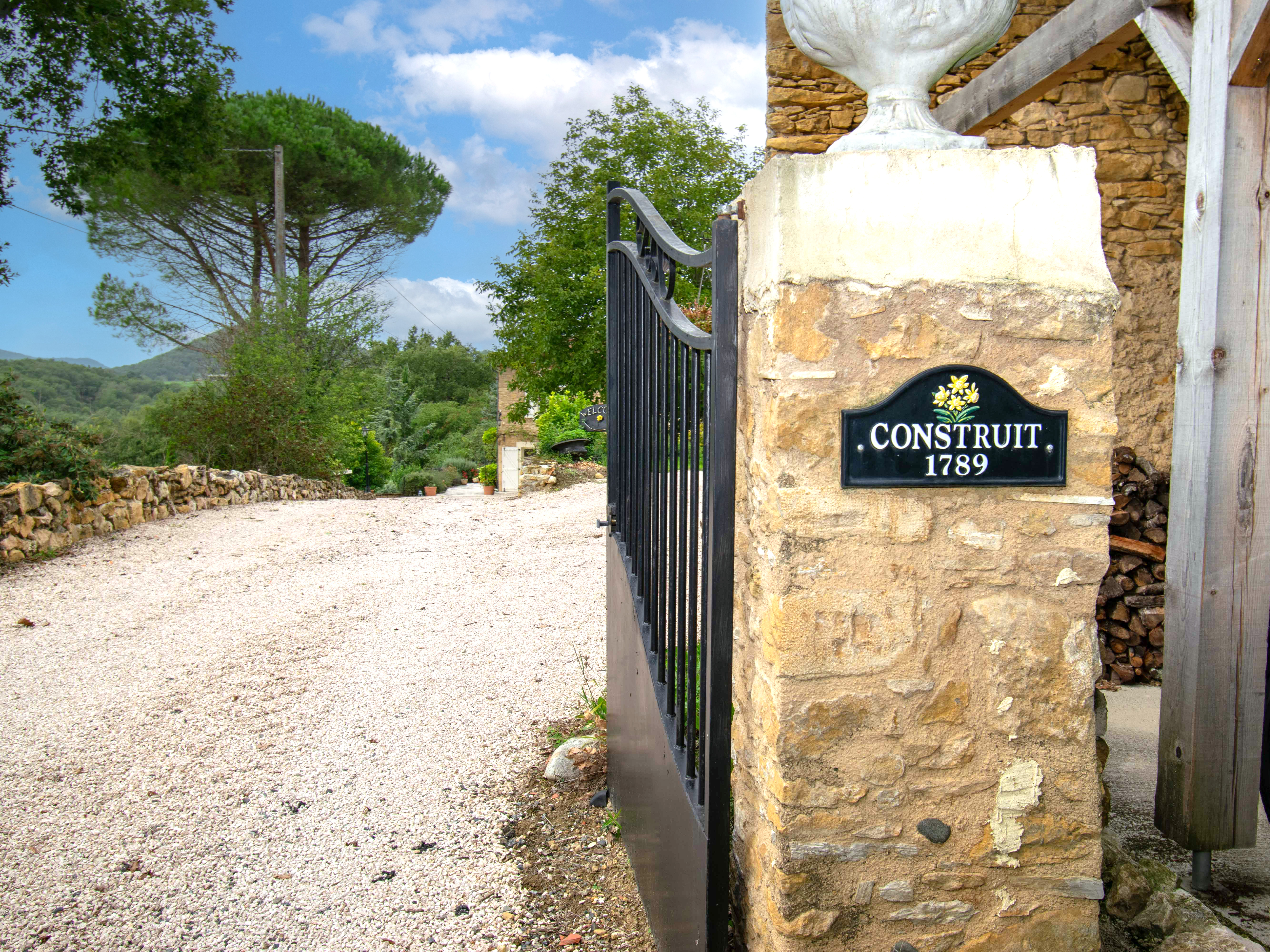 French property for sale in Cazères, Haute-Garonne - €1,248,000 - photo 