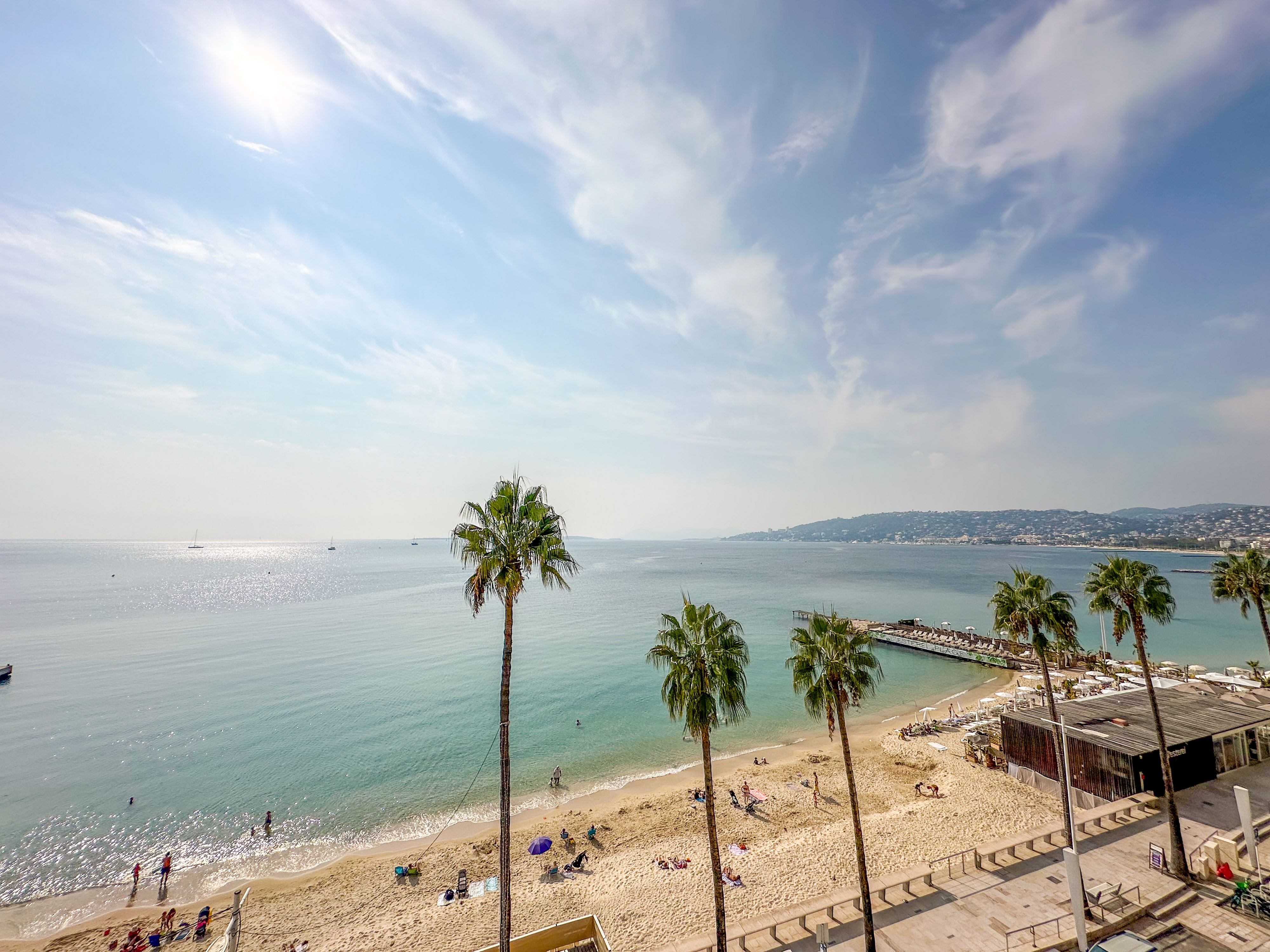 French property for sale in Antibes, Alpes-Maritimes - €730,000 - photo