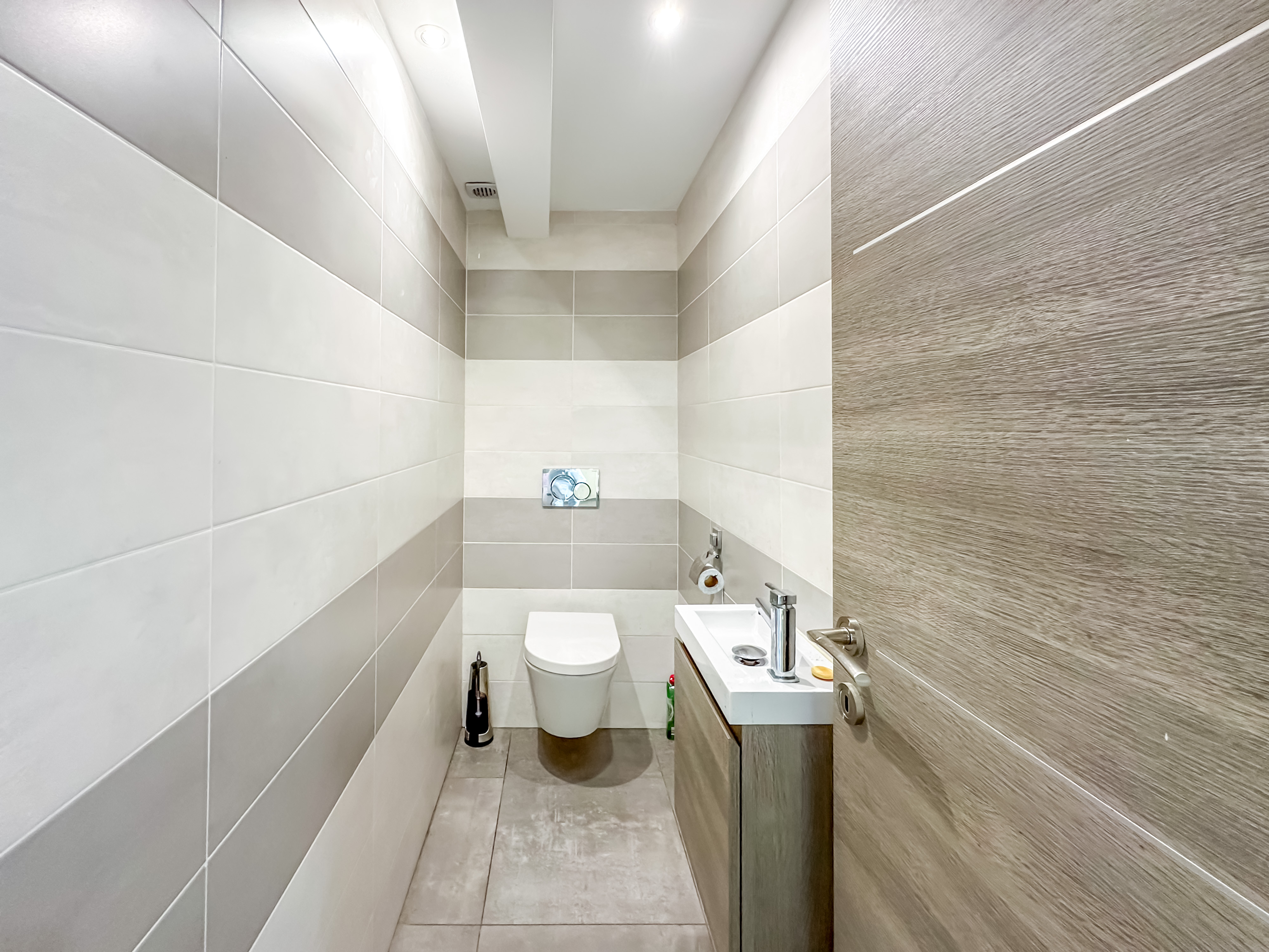 French property for sale in Antibes, Alpes-Maritimes - €730,000 - photo