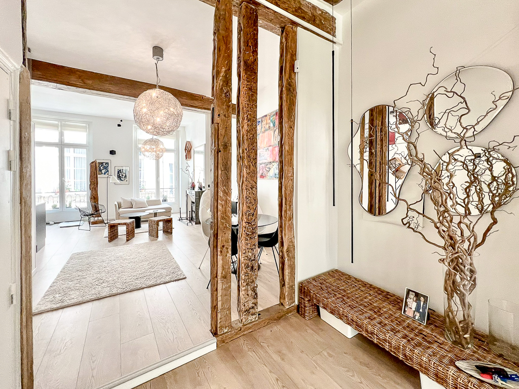 French property for sale in Paris 4e Arrondissement, Paris - €1,380,000 - photo 