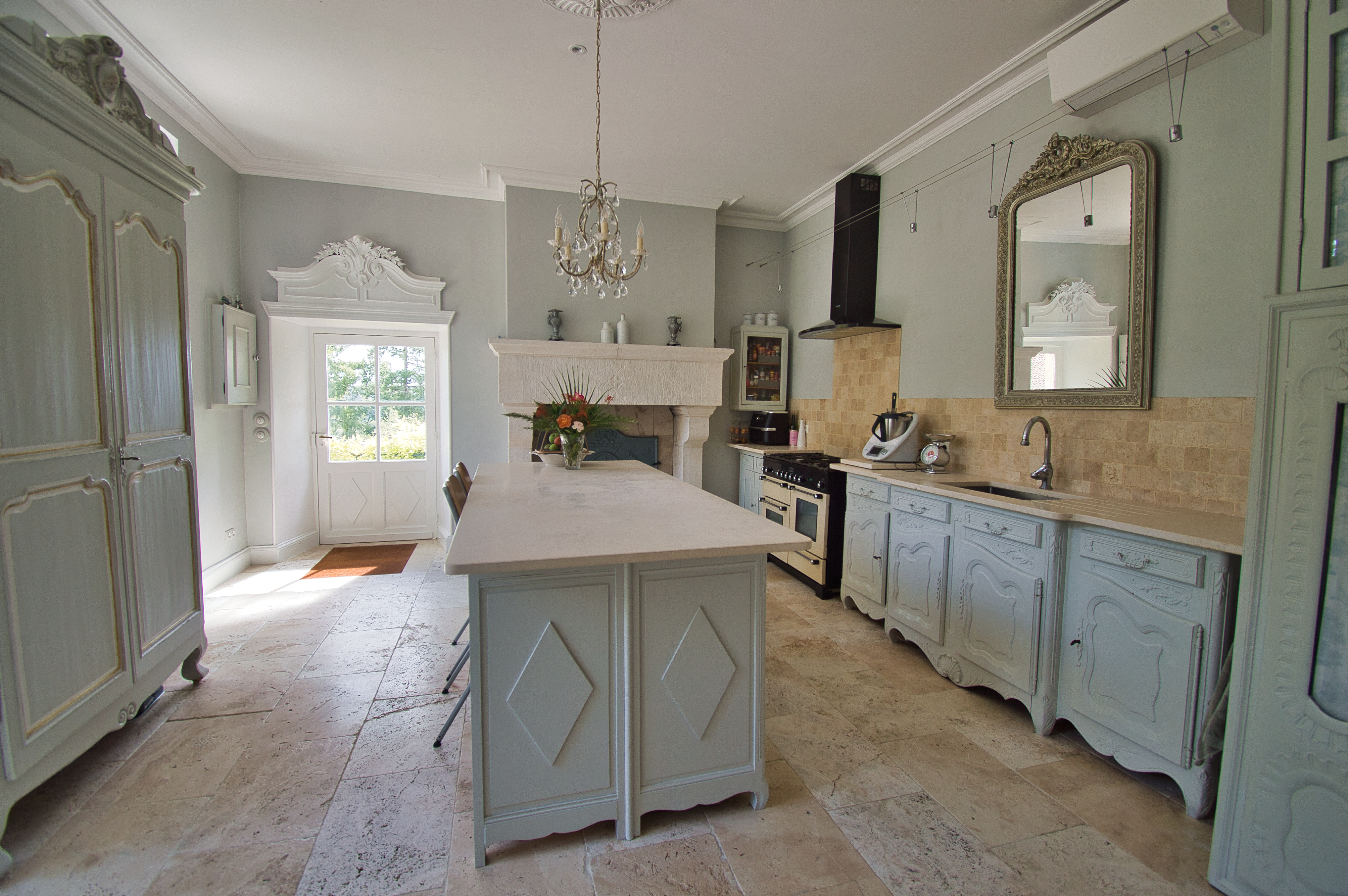 French property for sale in Villeneuve-sur-Lot, Lot-et-Garonne - €1,600,000 - photo