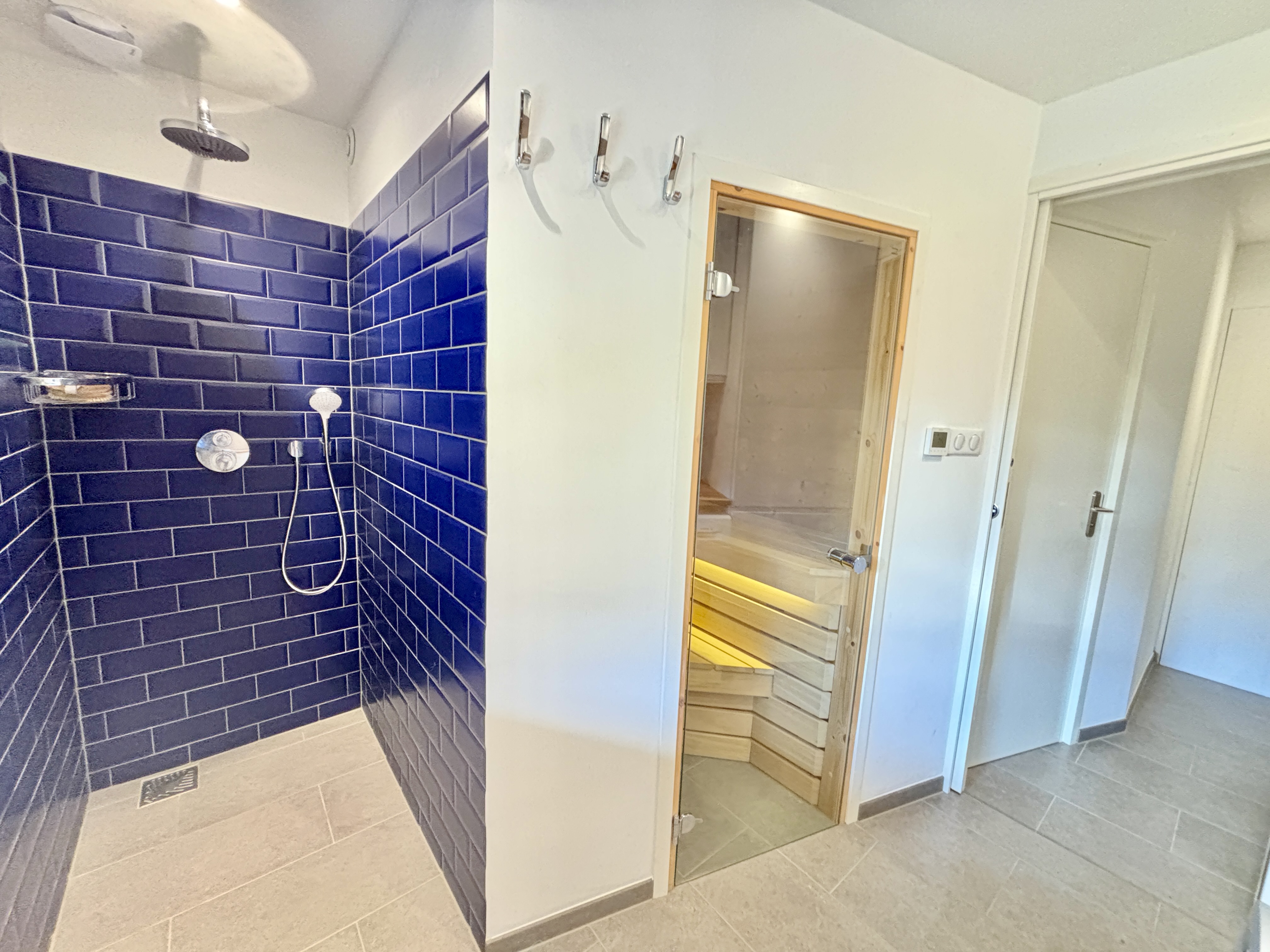 French property for sale in Saint-Gervais-les-Bains, Haute-Savoie - €790,000 - photo 