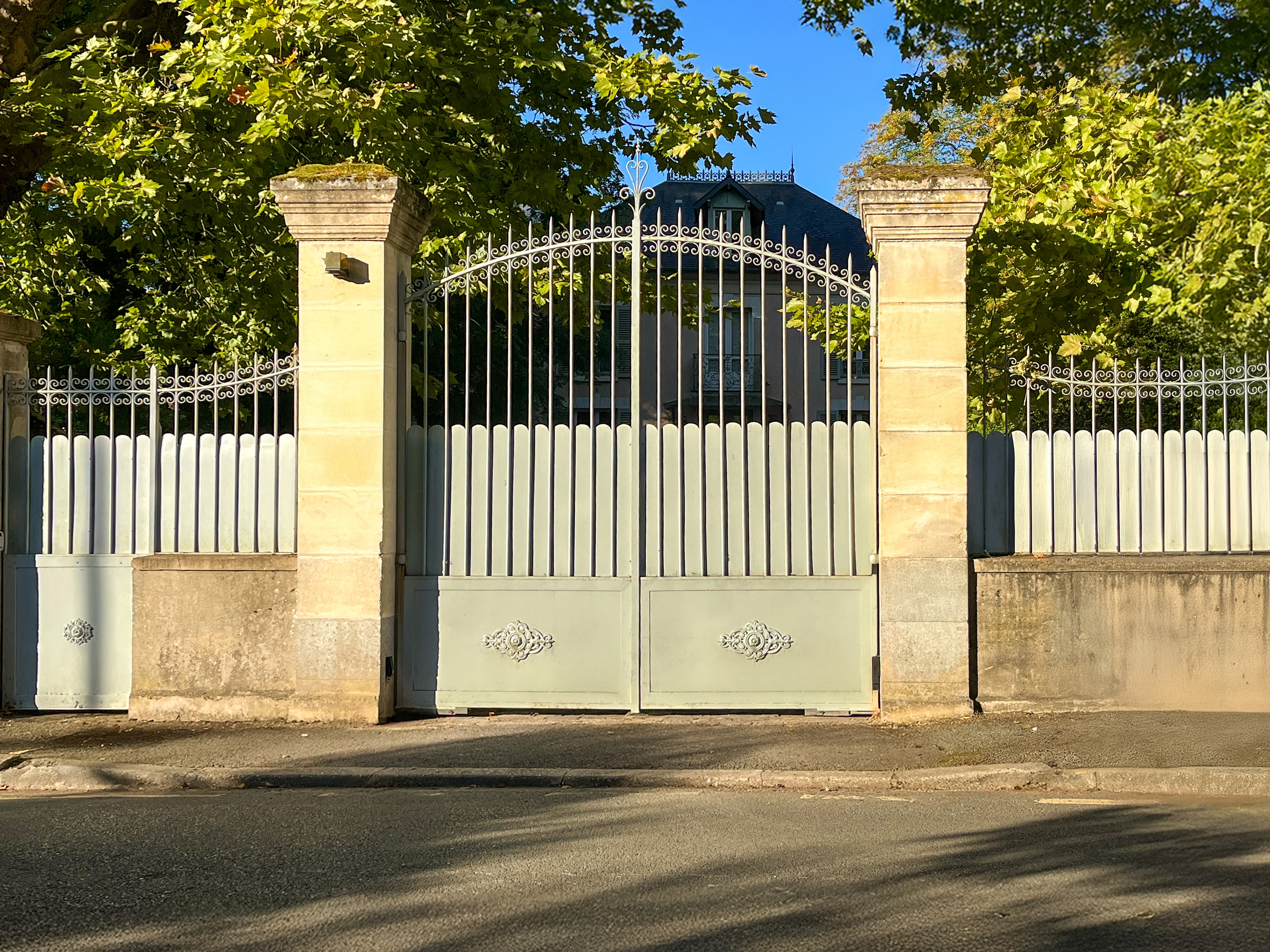 Propriété en France à vendre à Cergy, Val-d'Oise - &#8364;1 100 000 - photo 